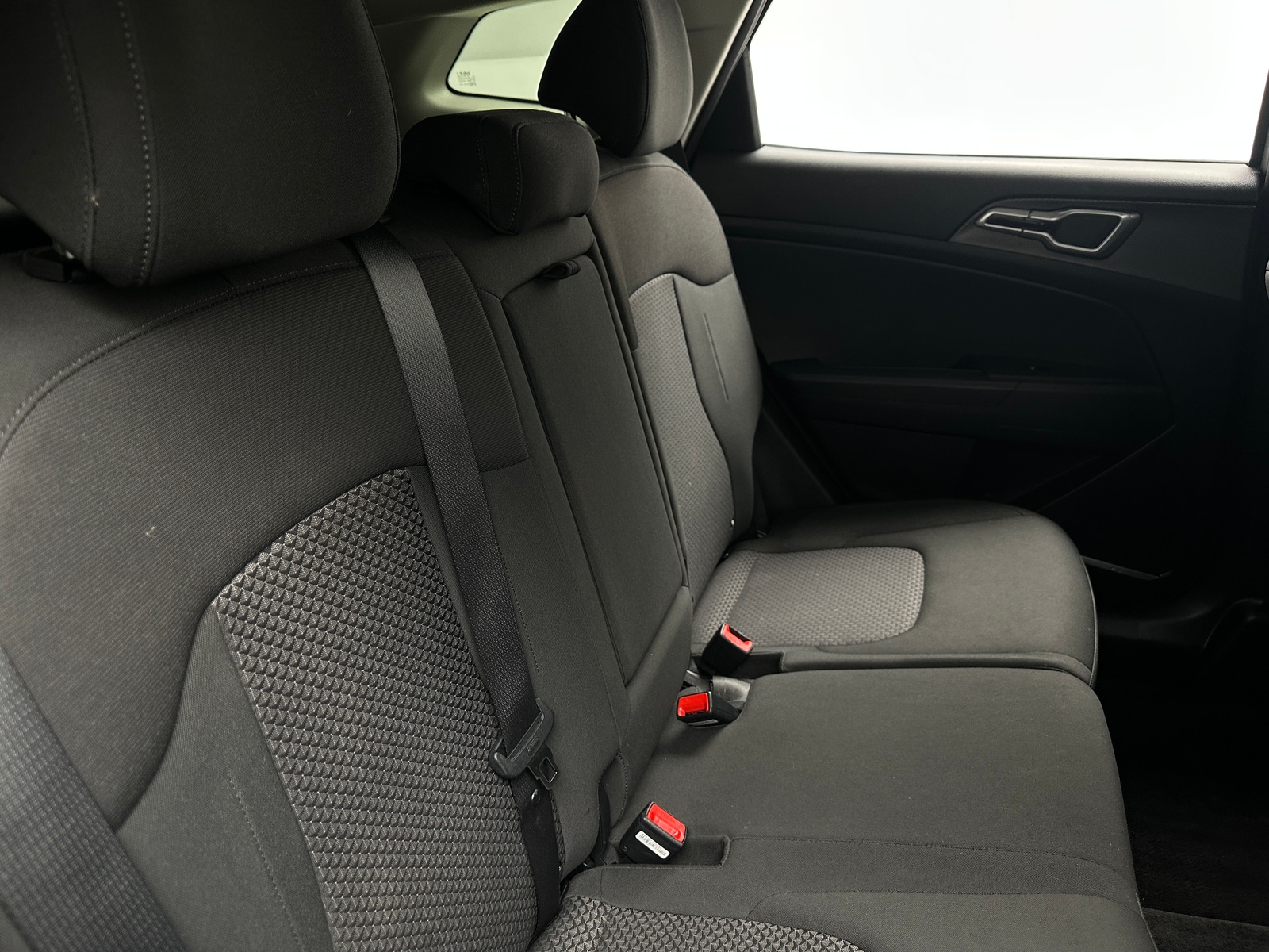 Thumbnail: 2023 Kia Sportage - 6