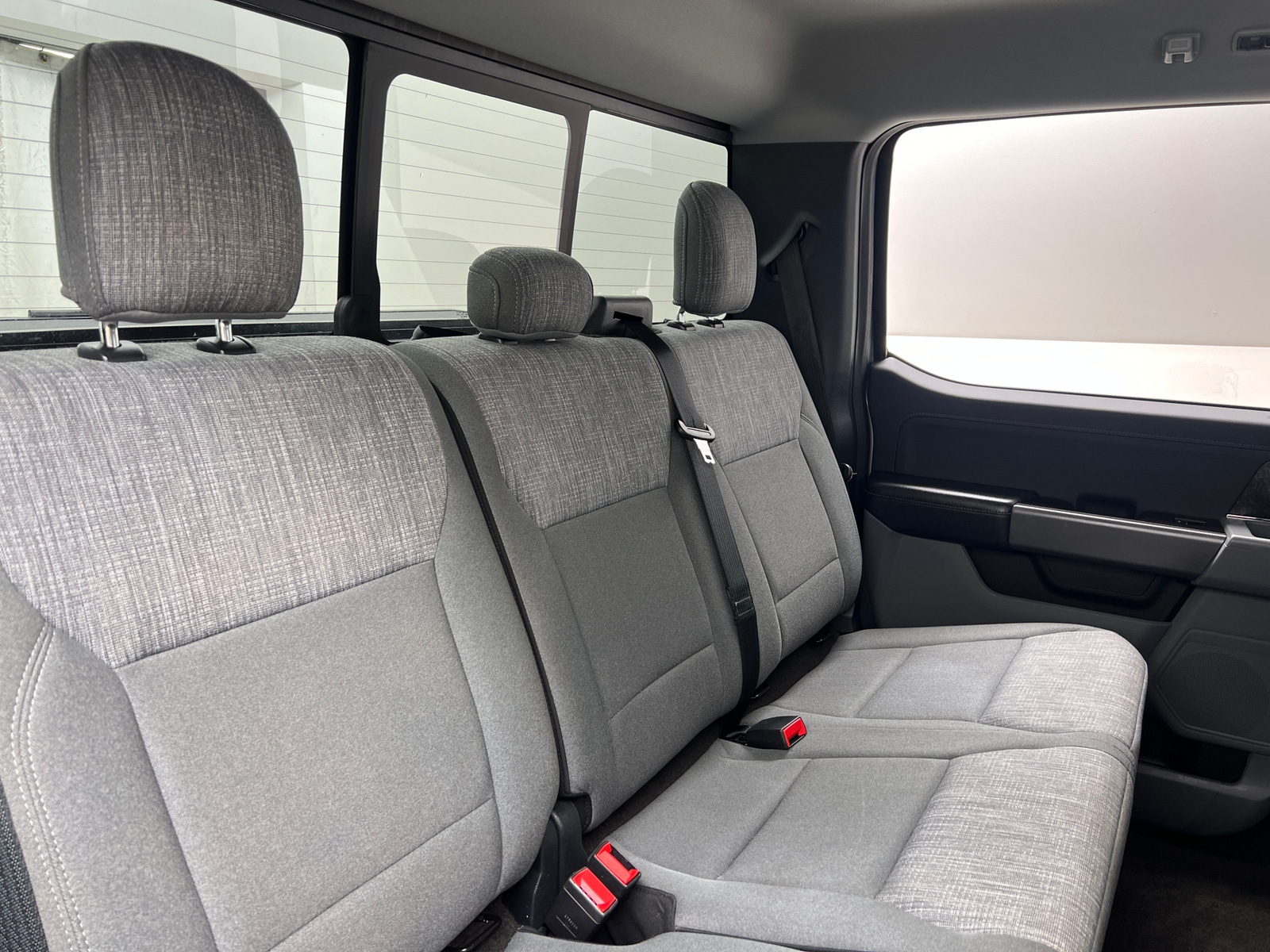 Thumbnail: 2021 Ford Econoline - 6