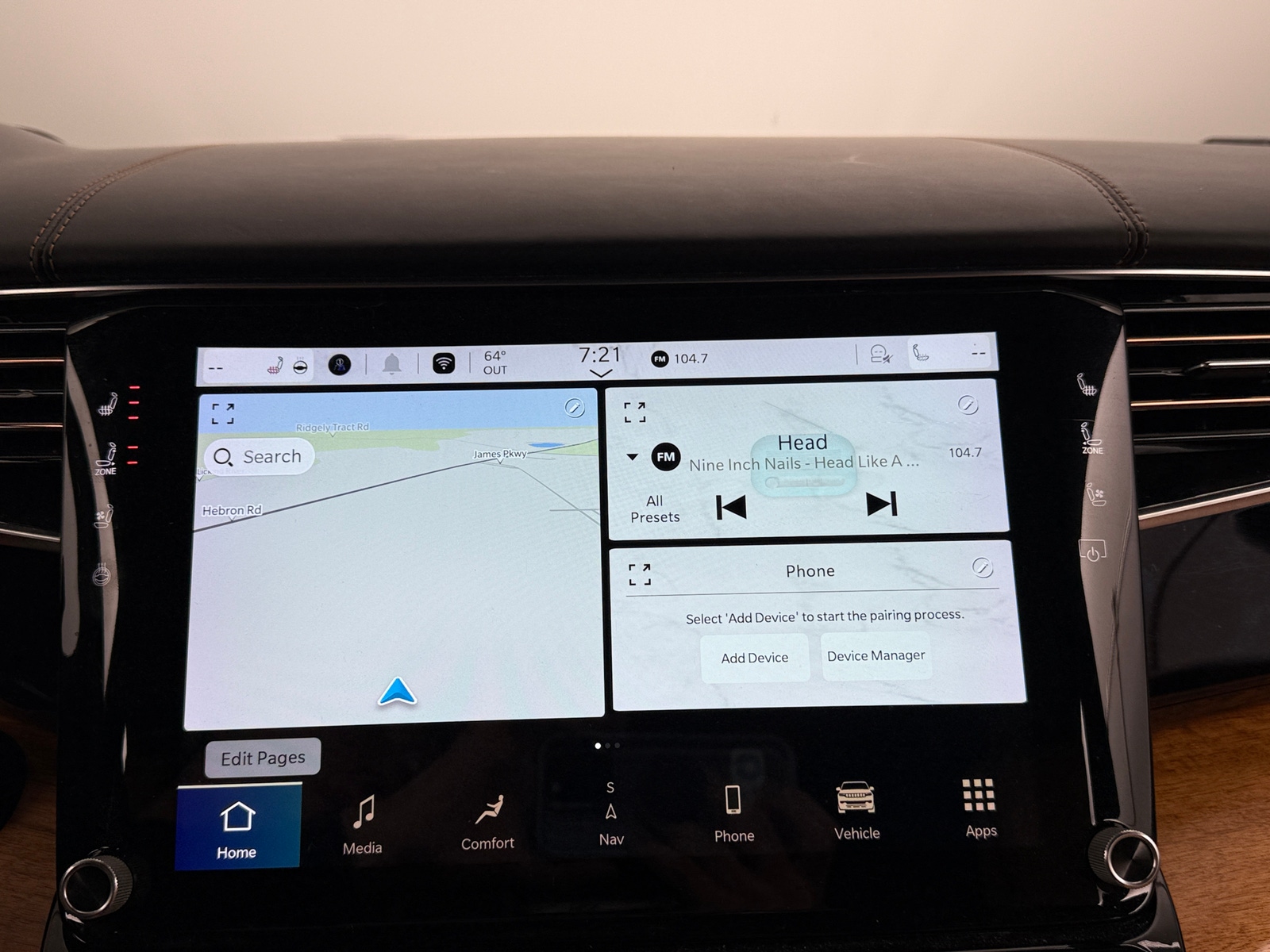 Thumbnail: 2022 Jeep Grand Wagoneer - 3