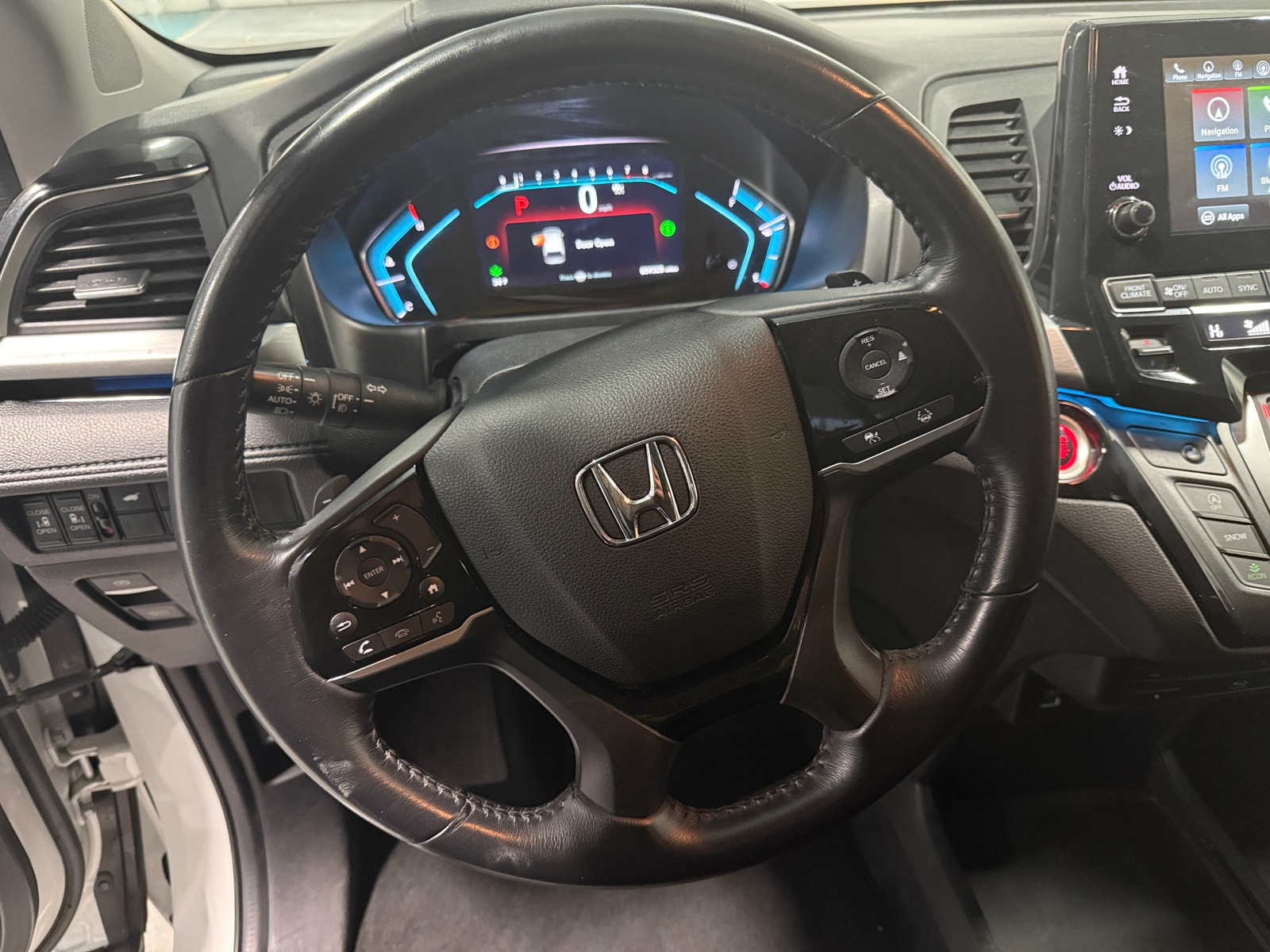 Thumbnail: 2023 Honda Odyssey - 4