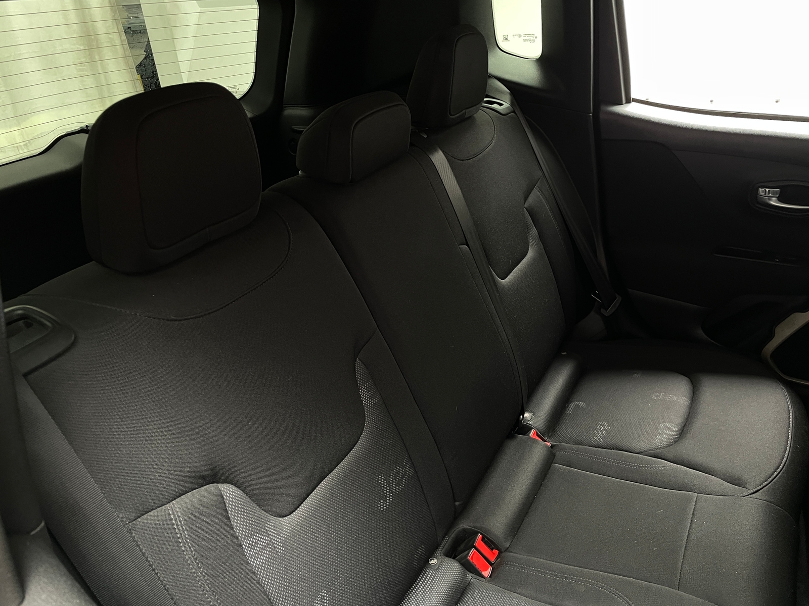 Thumbnail: 2017 Jeep Renegade - 6