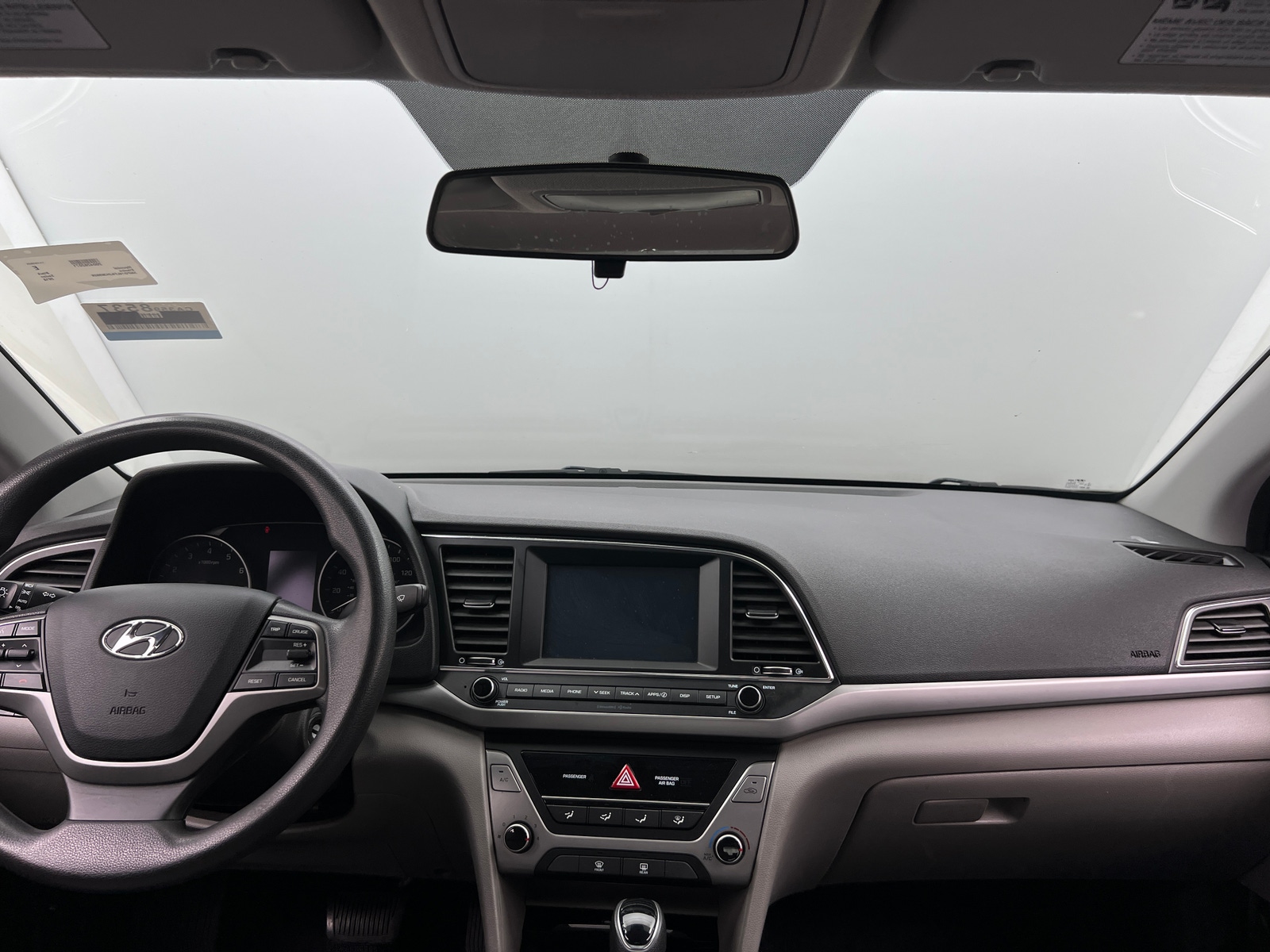 Thumbnail: 2018 Hyundai Elantra - 3