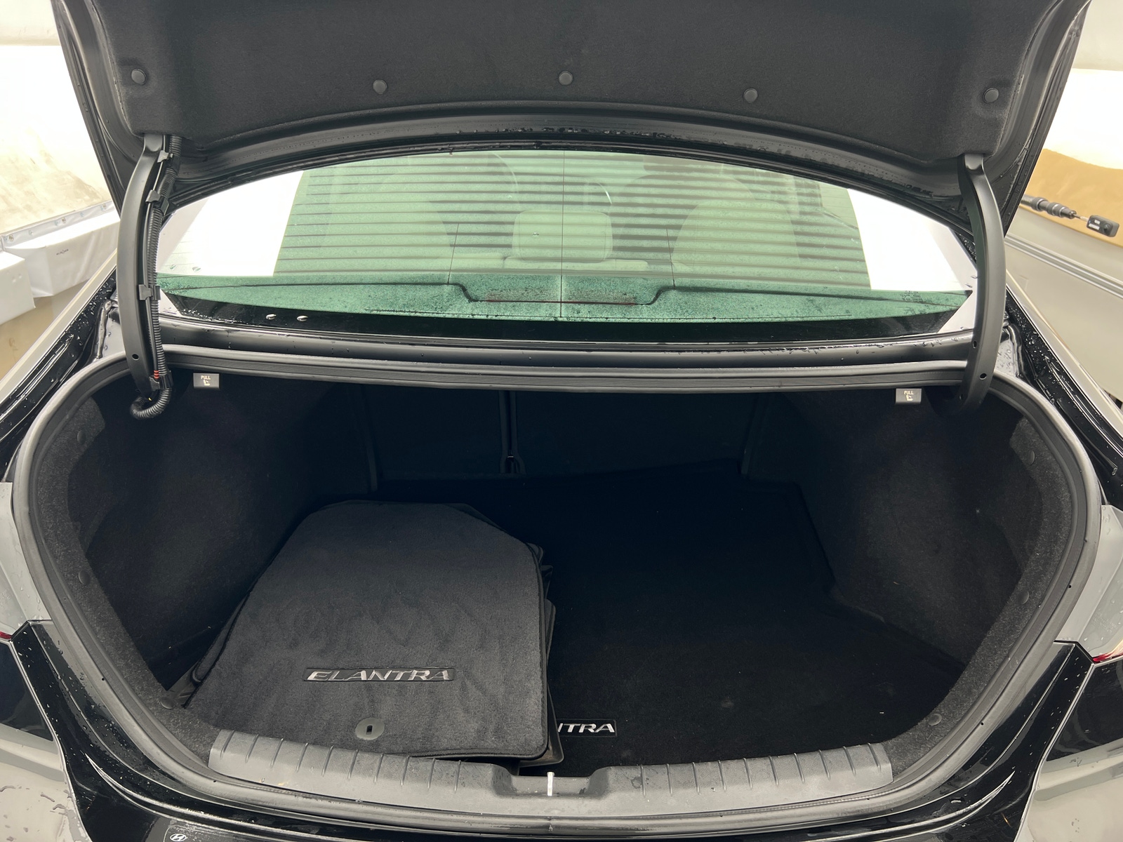 Thumbnail: 2018 Hyundai Elantra - 7