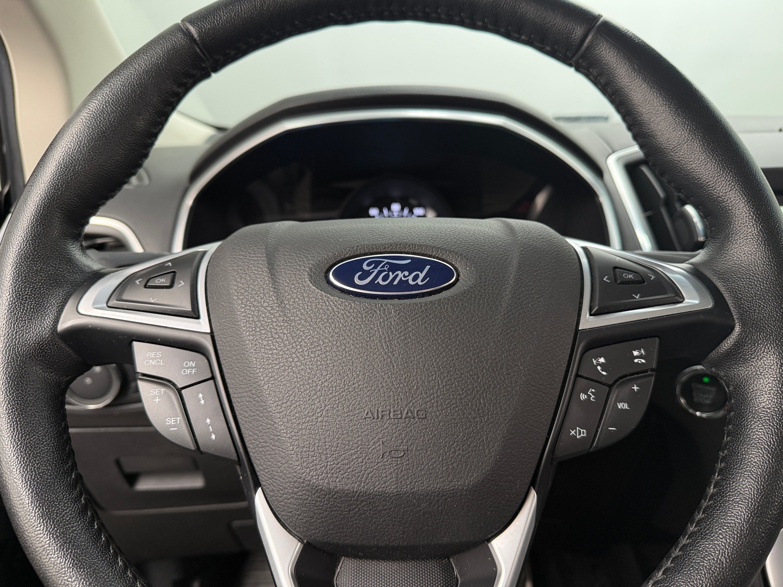 Thumbnail: 2017 Ford Edge - 5