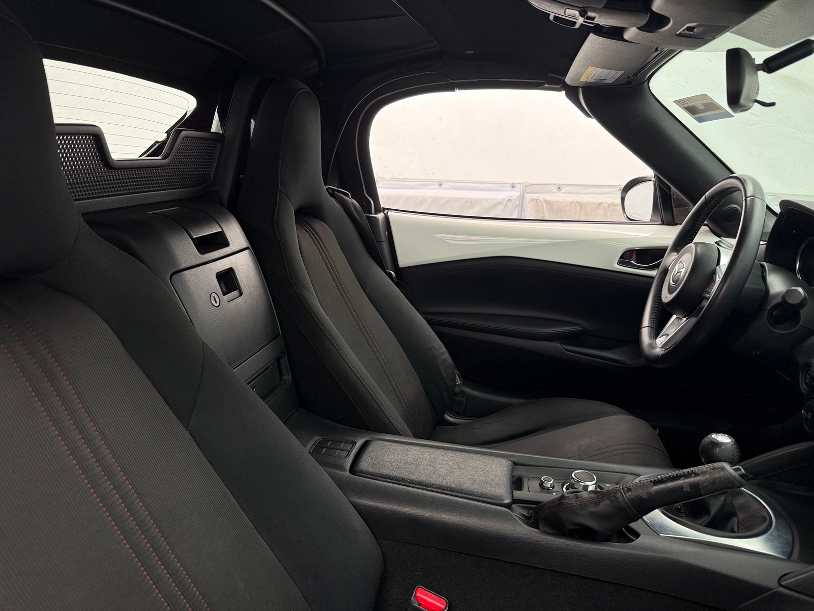 Thumbnail: 2016 Mazda MX-5 Miata - 2