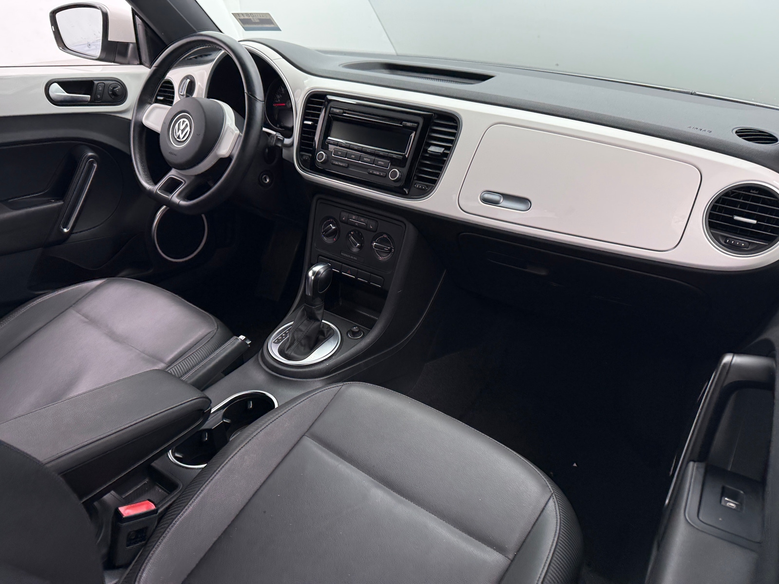 Thumbnail: 2012 Volkswagen Beetle - 2