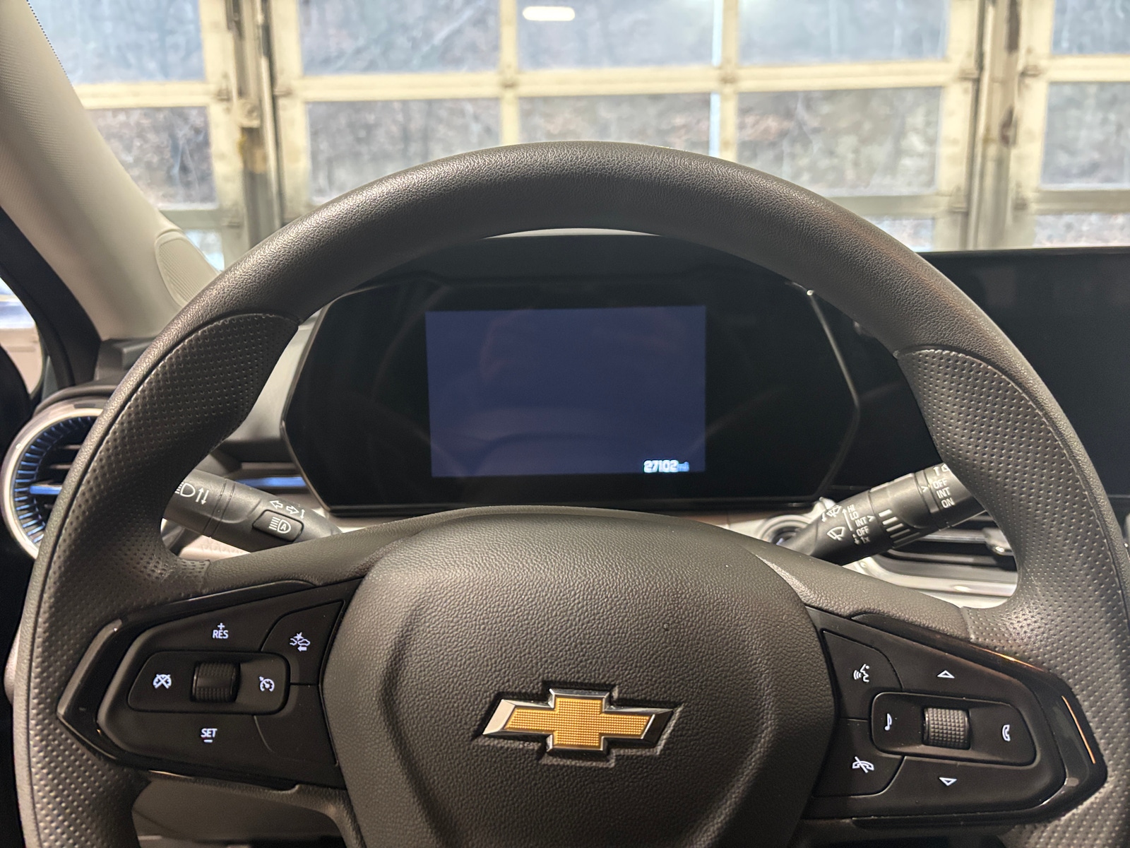 Thumbnail: 2025 Chevrolet Trax - 5