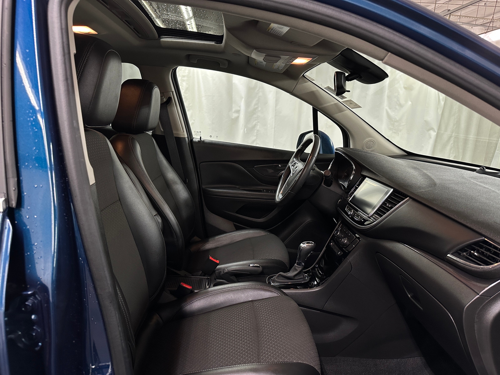 Thumbnail: 2019 Buick Encore - 2