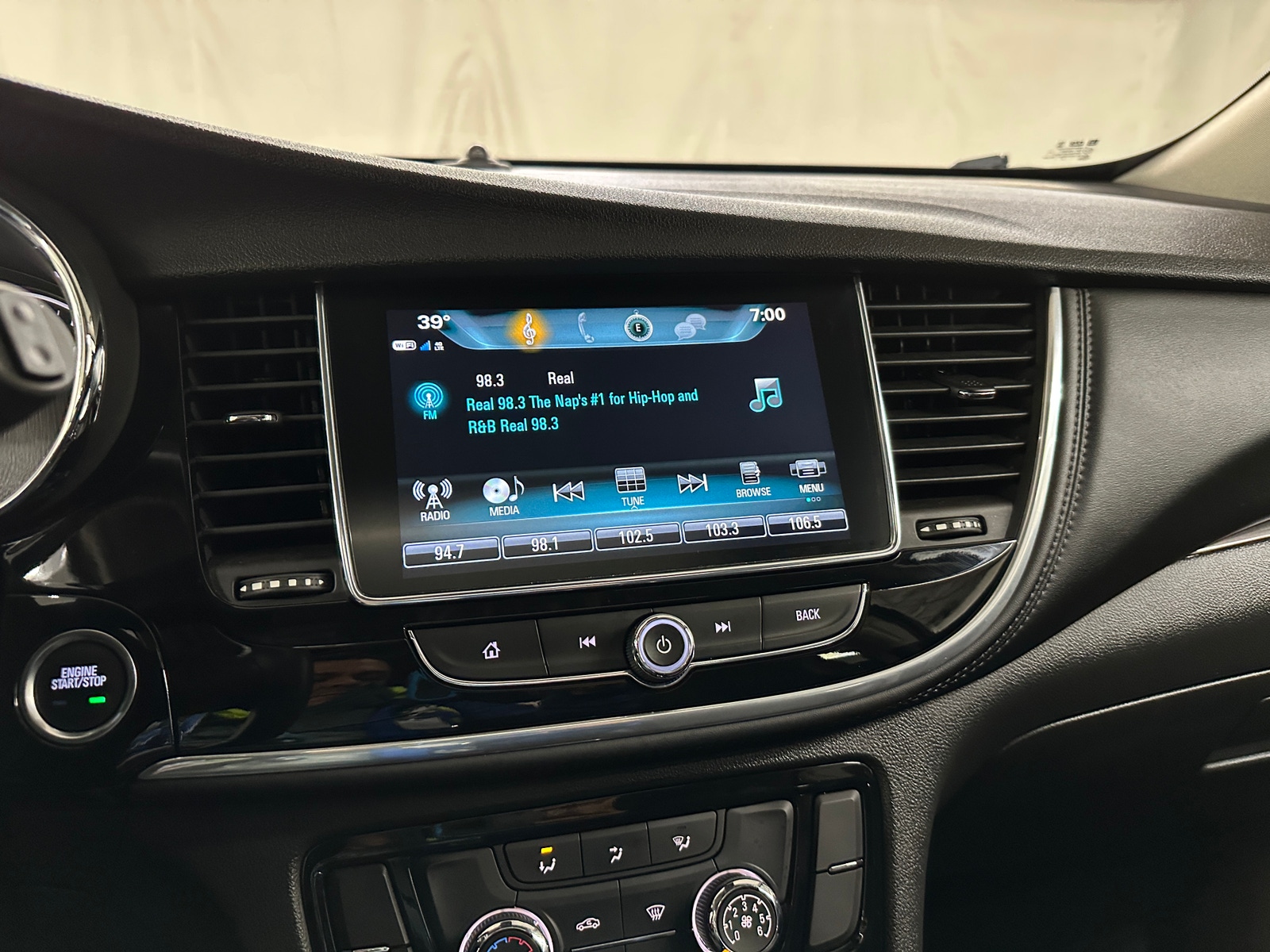 Thumbnail: 2019 Buick Encore - 4