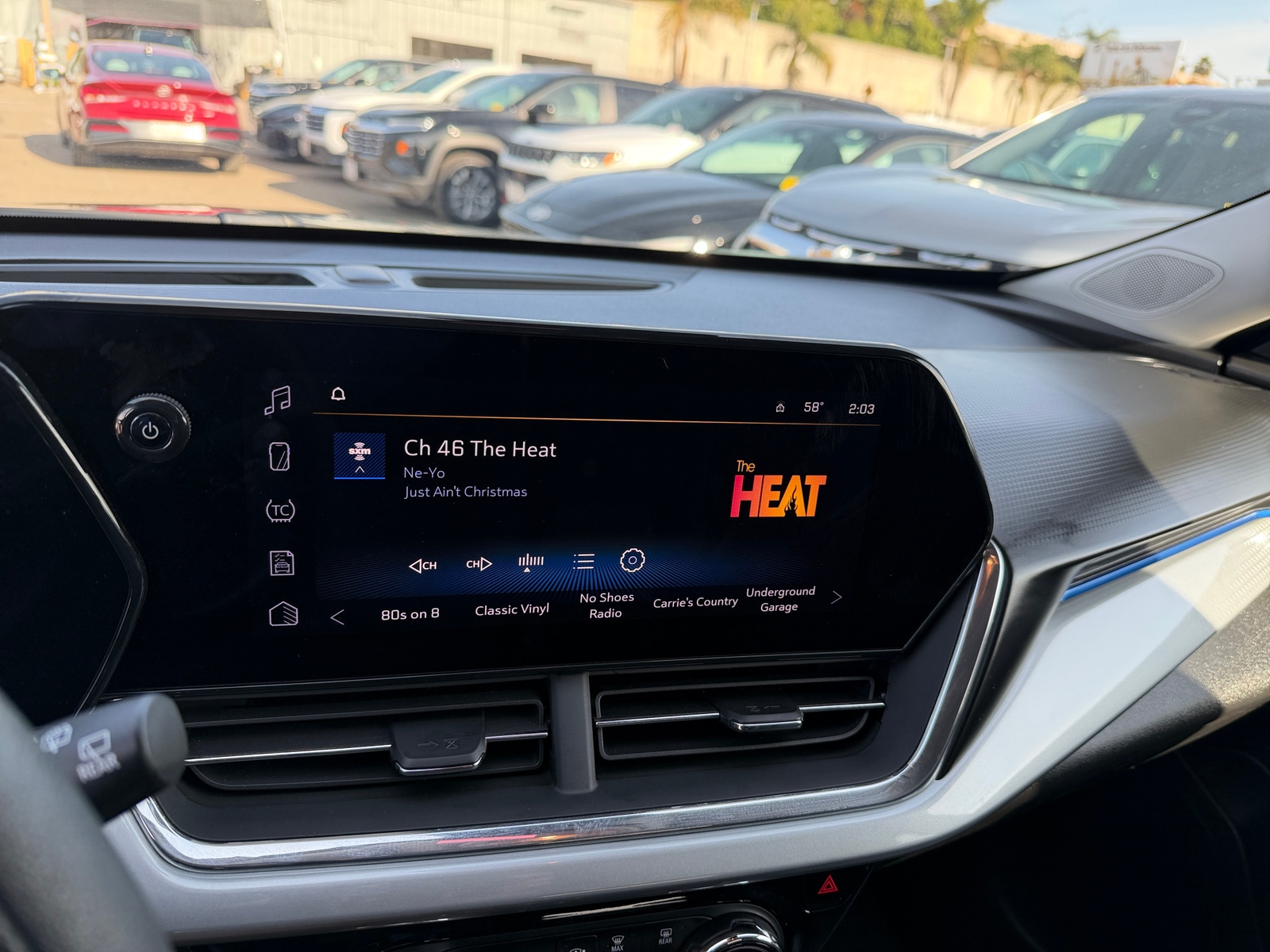 Thumbnail: 2025 Chevrolet Trax - 4