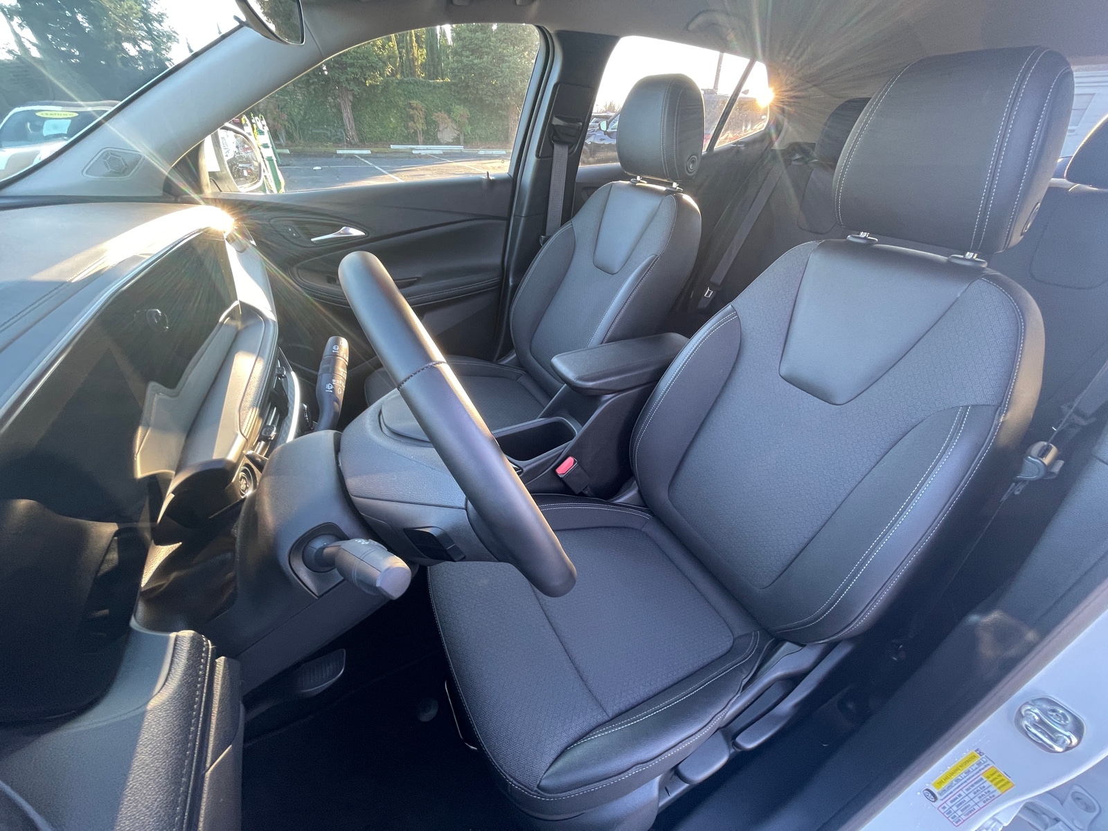 Thumbnail: 2025 Buick Encore GX - 2