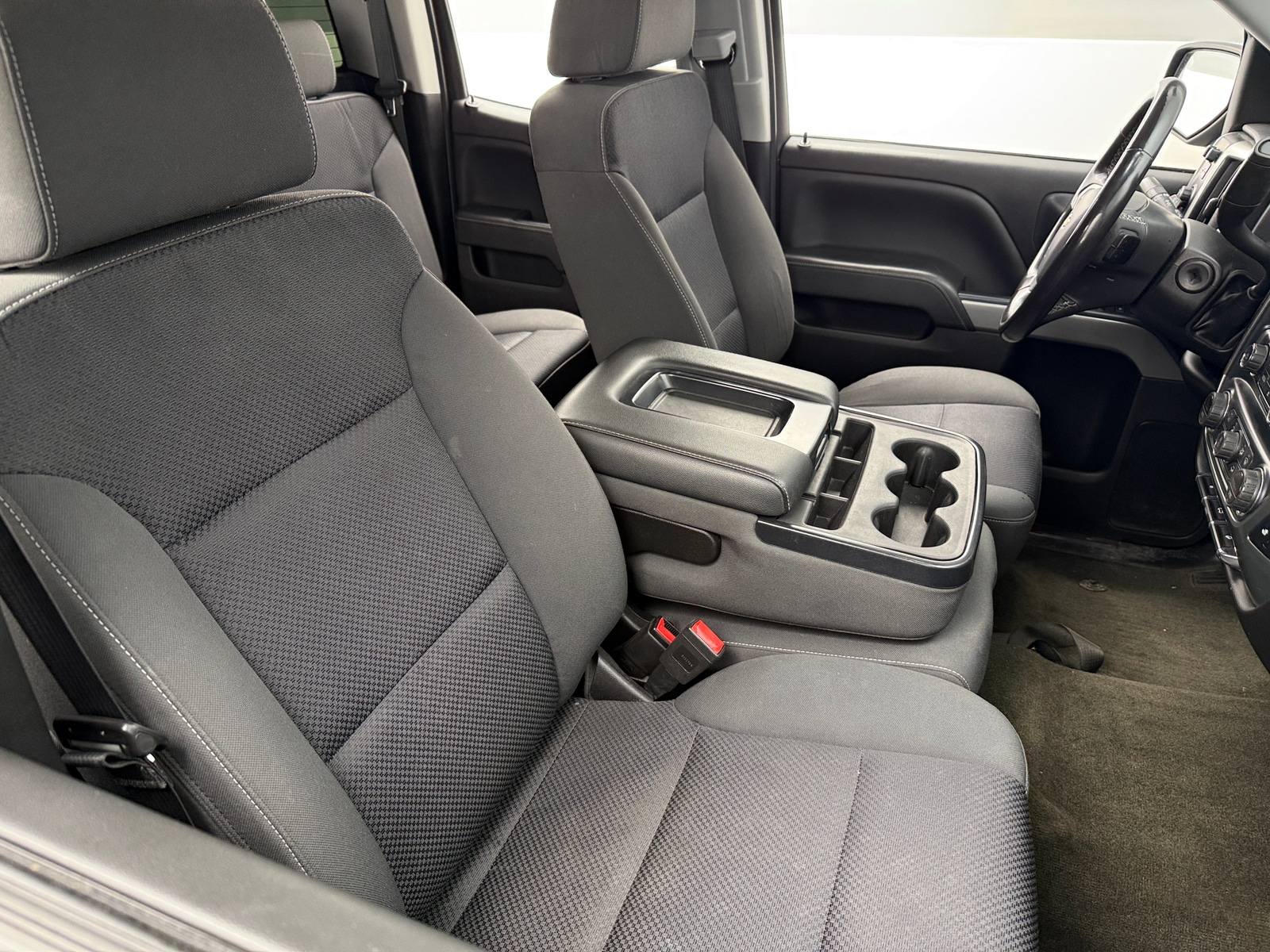 Thumbnail: 2018 Chevrolet Silverado 1500 - 2