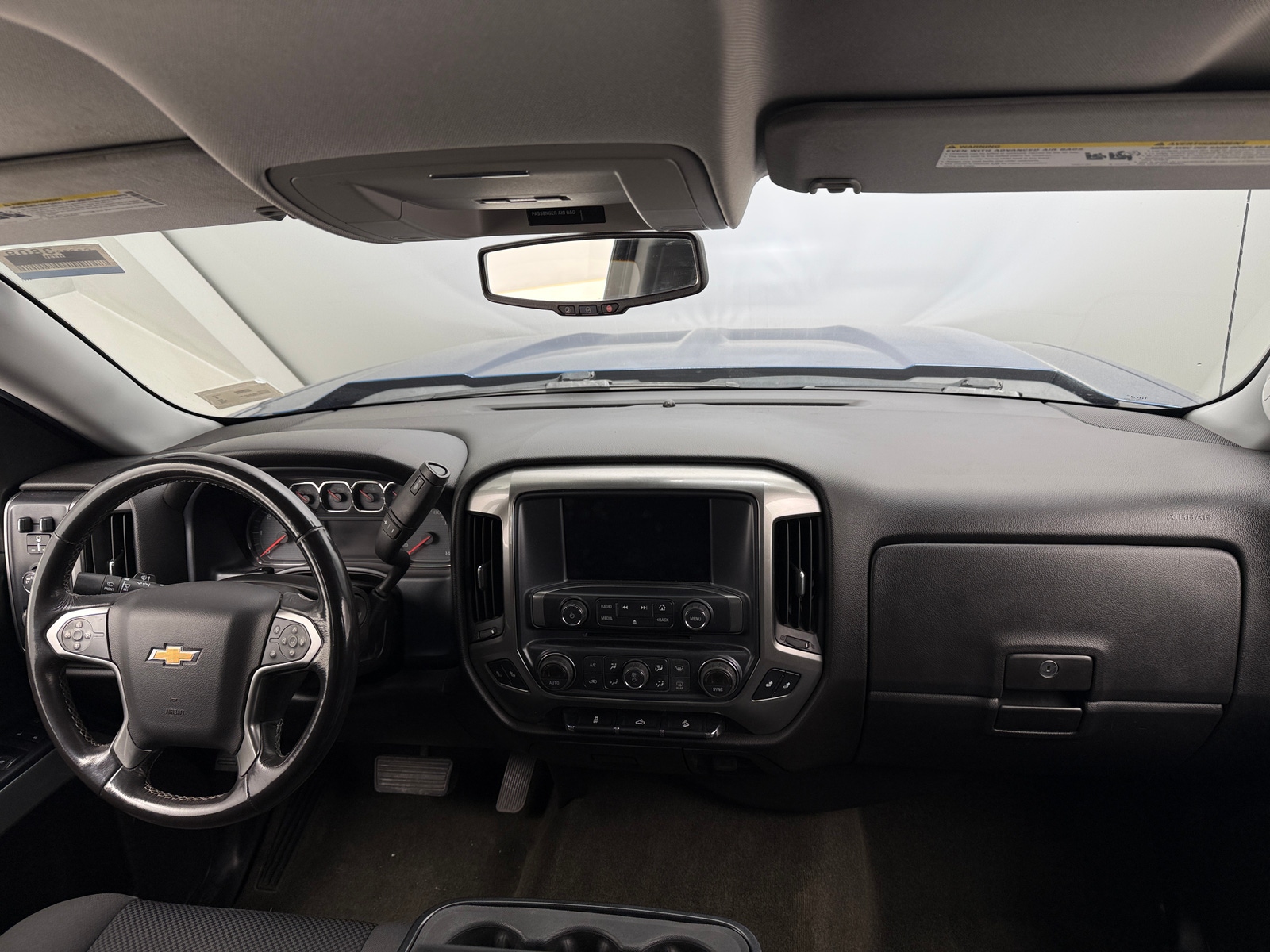 Thumbnail: 2018 Chevrolet Silverado 1500 - 3