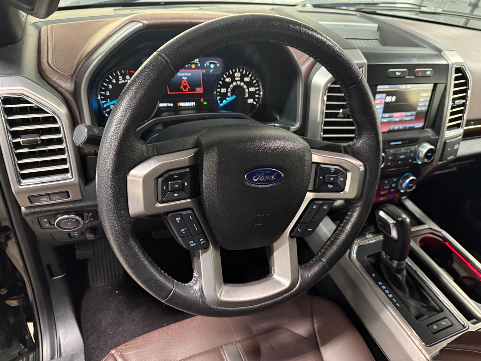 Thumbnail: 2015 Ford Econoline - 4