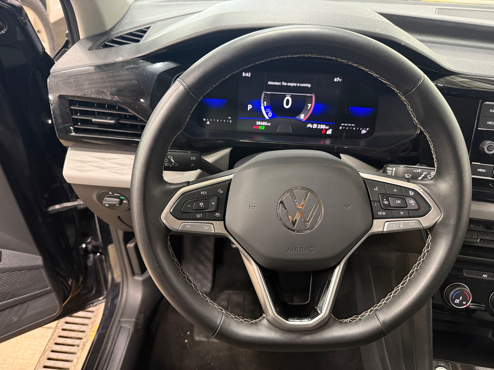 Thumbnail: 2024 Volkswagen Taos - 5