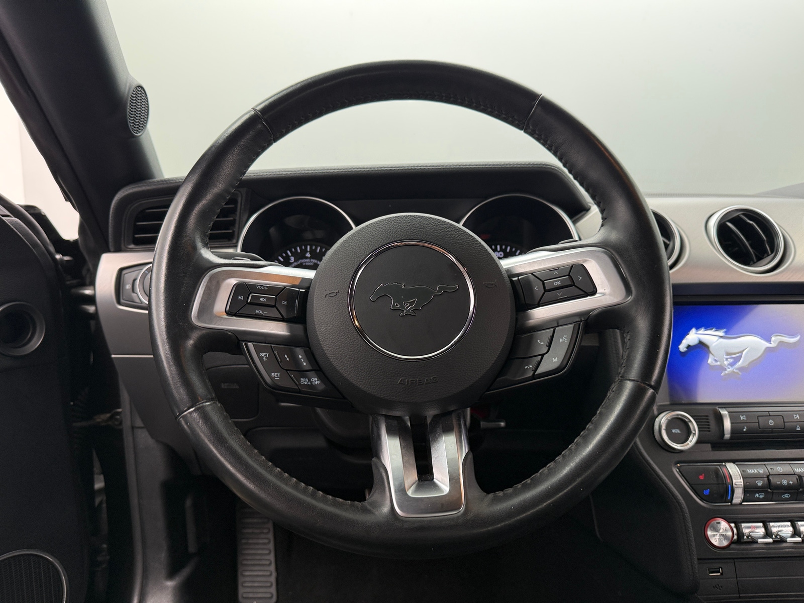 Thumbnail: 2019 Ford Mustang - 5