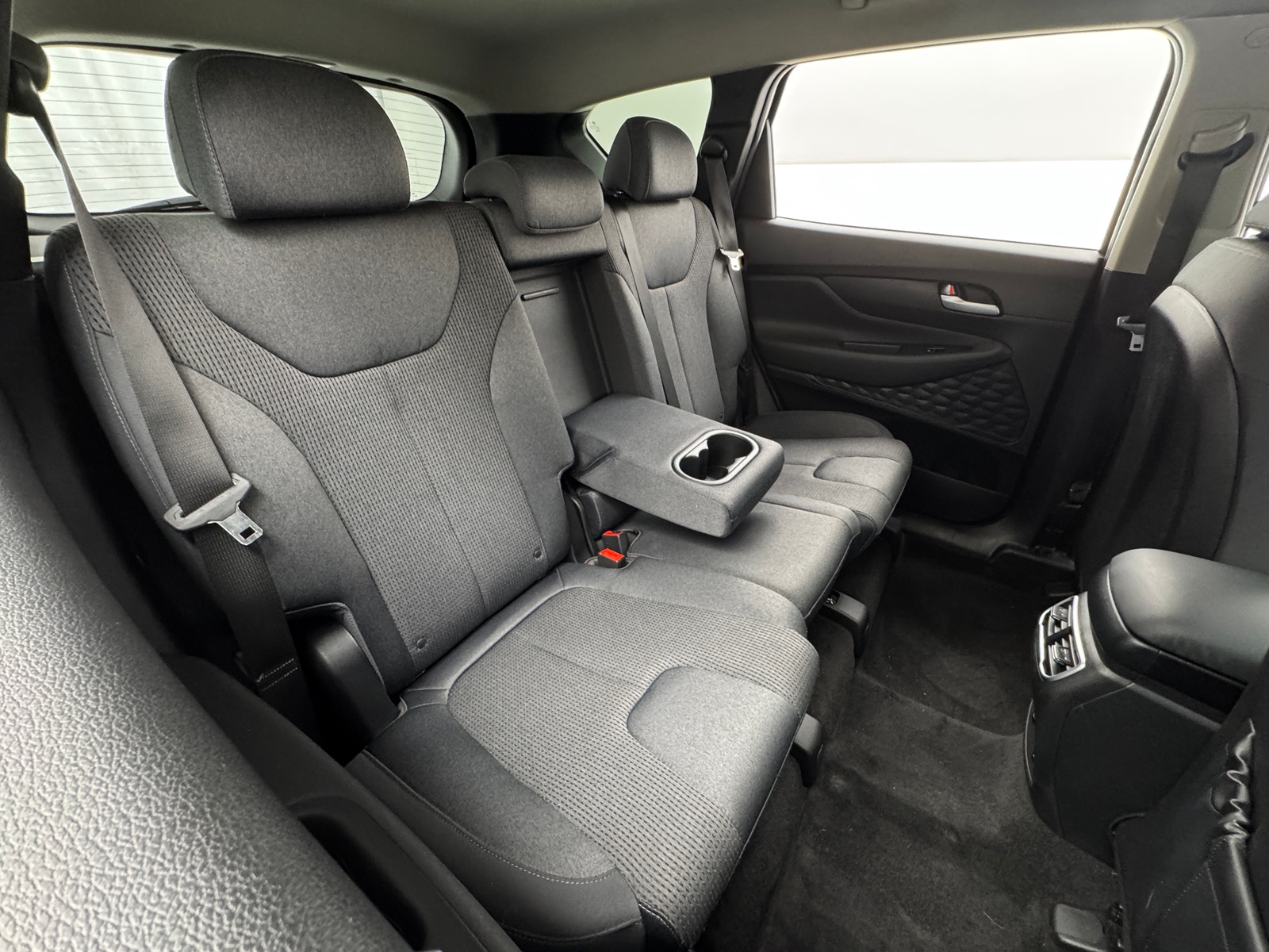 Thumbnail: 2022 Hyundai Santa Fe - 6