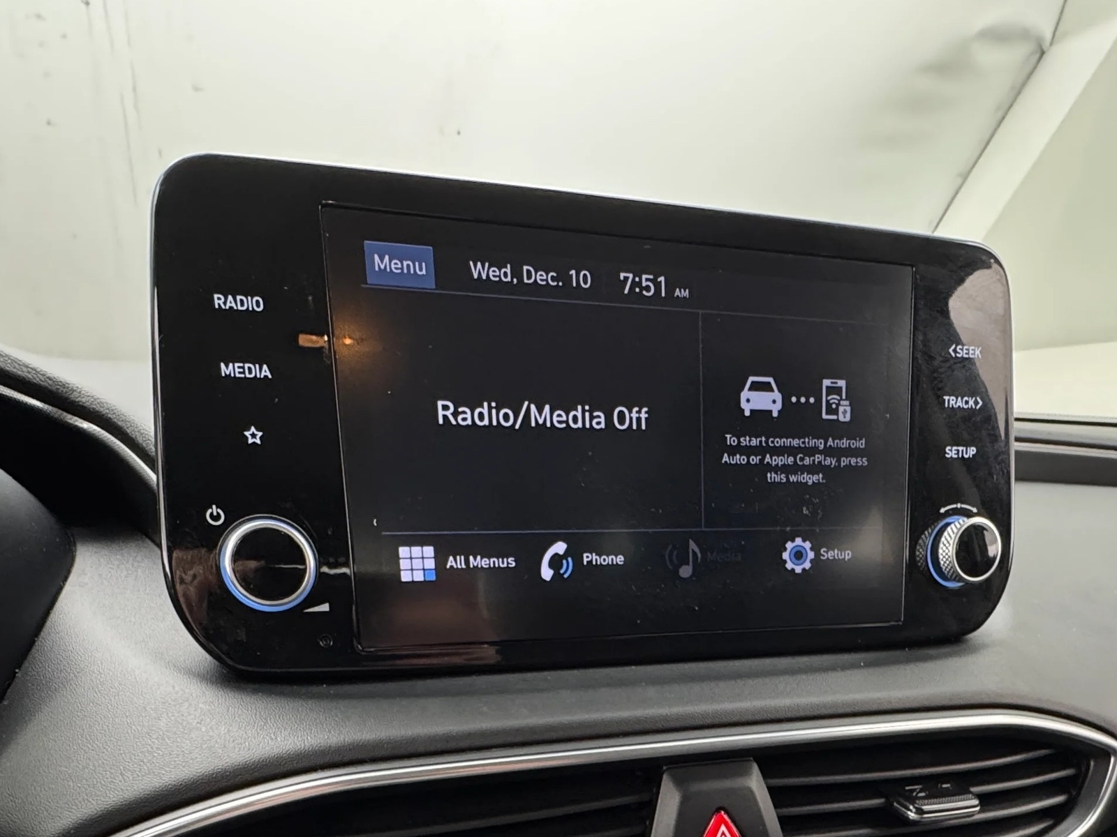 Thumbnail: 2022 Hyundai Santa Fe - 4