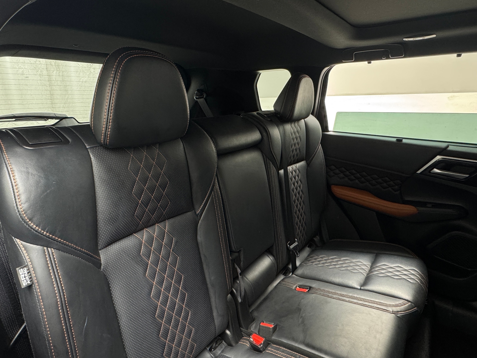 Thumbnail: 2023 Mitsubishi Outlander - 5