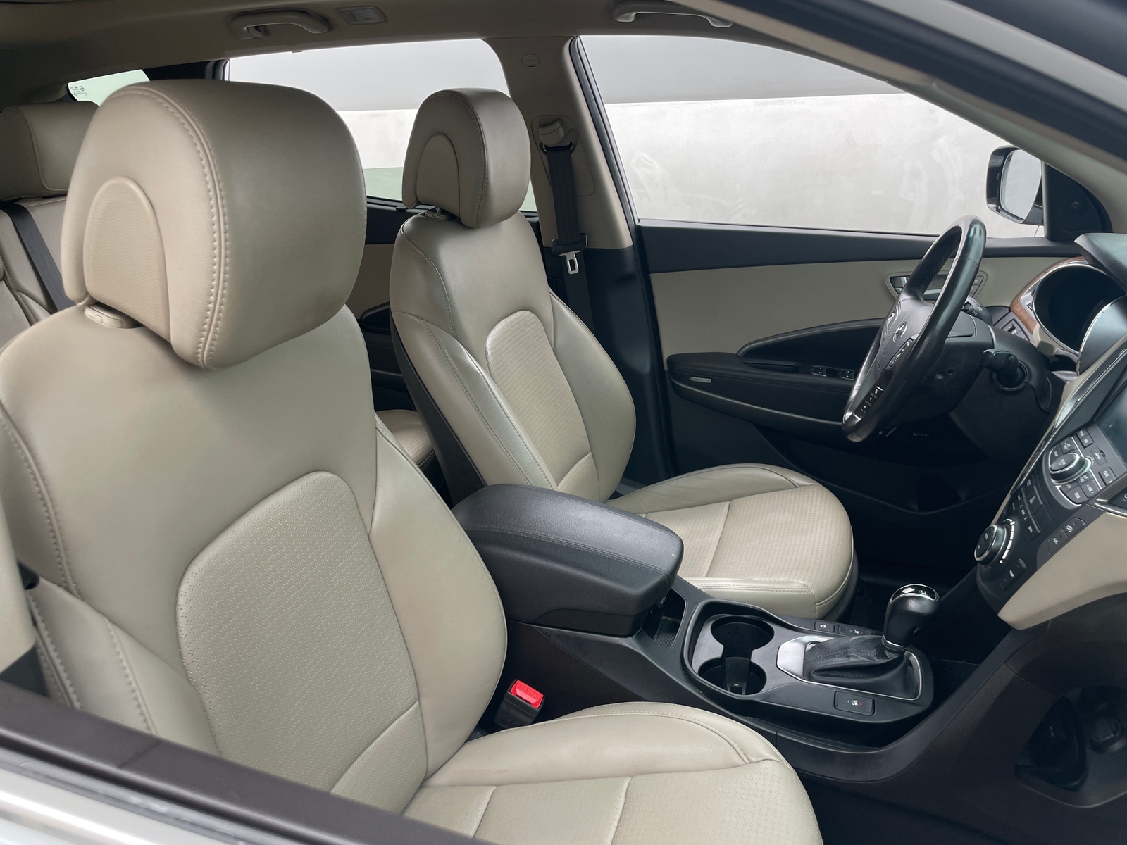 Thumbnail: 2014 Hyundai Santa Fe - 2