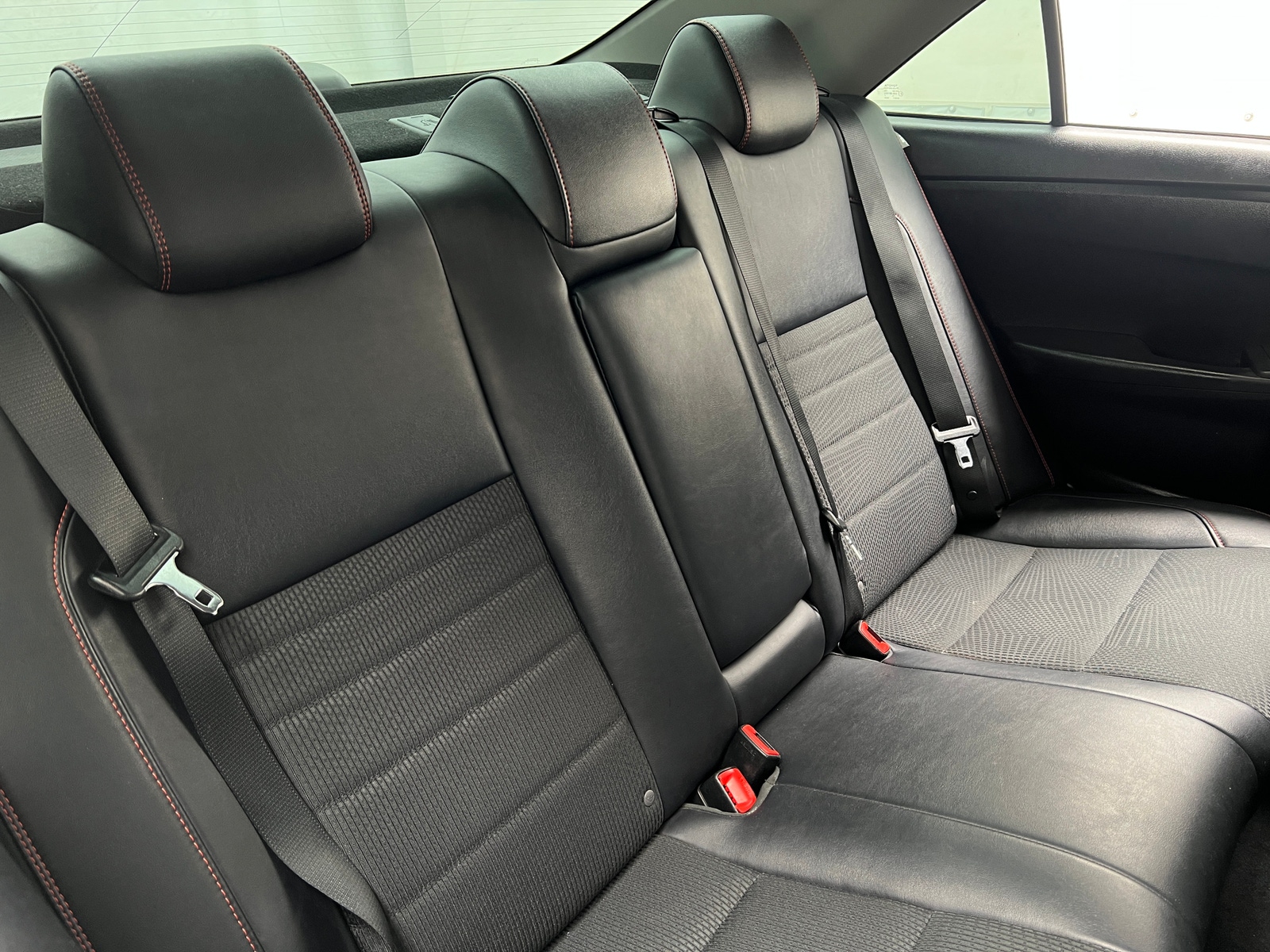 Thumbnail: 2016 Toyota Camry - 6