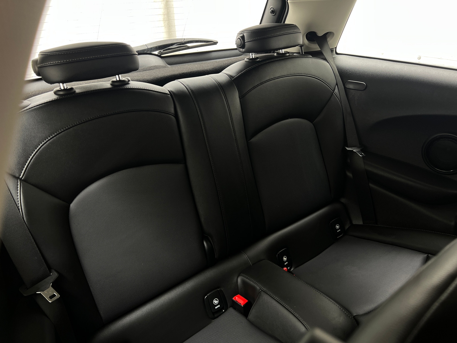 Thumbnail: 2020 MINI Cooper Hardtop - 5