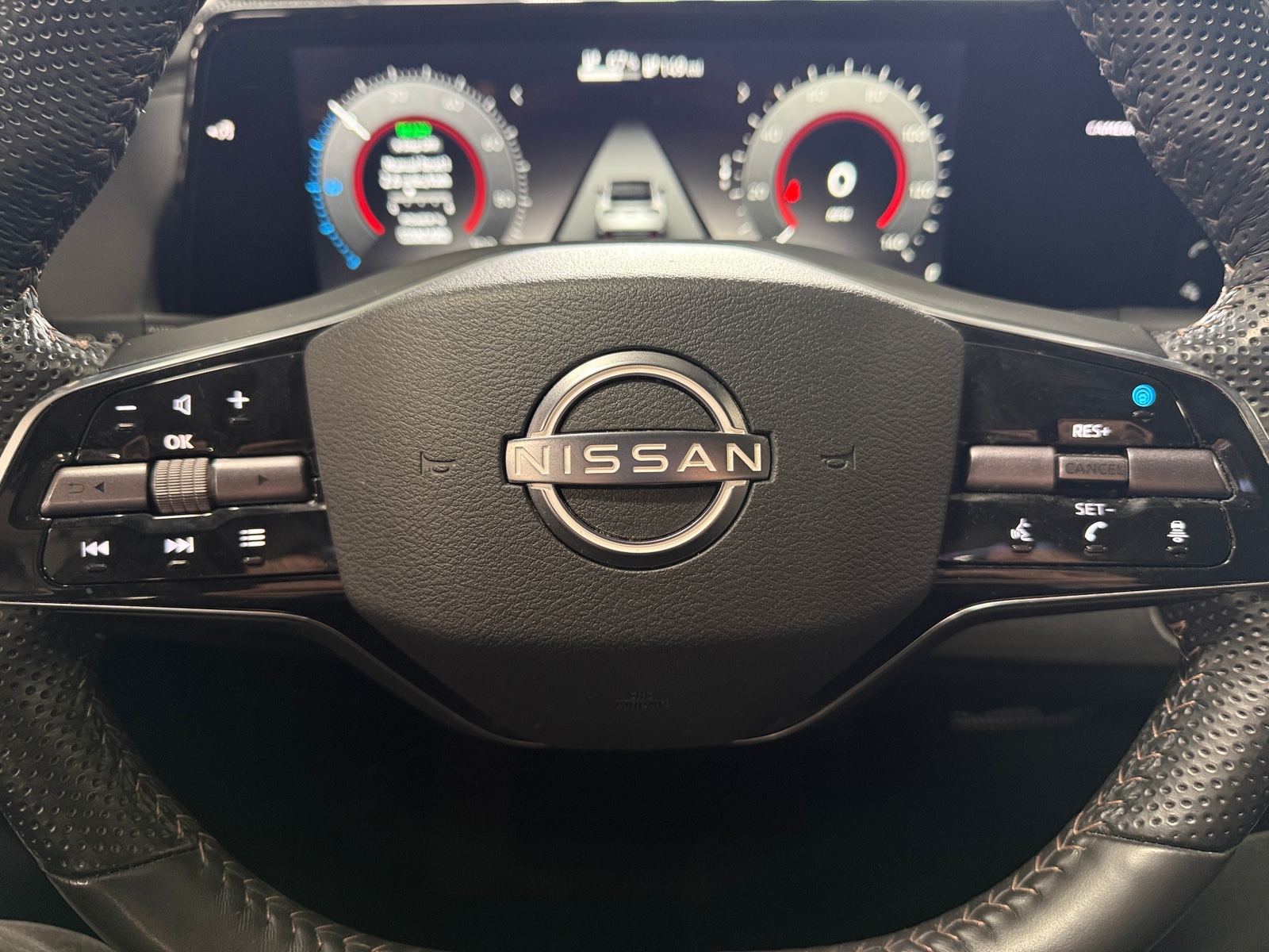 Thumbnail: 2024 Nissan Ariya - 4