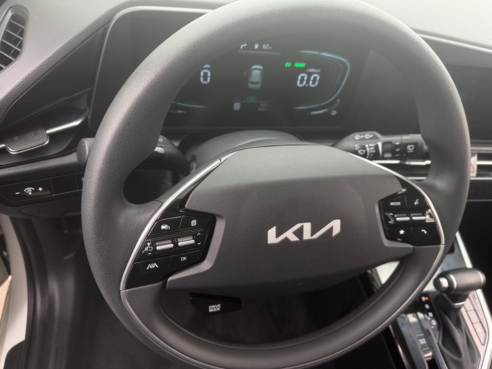 Thumbnail: 2025 Kia Niro - 5