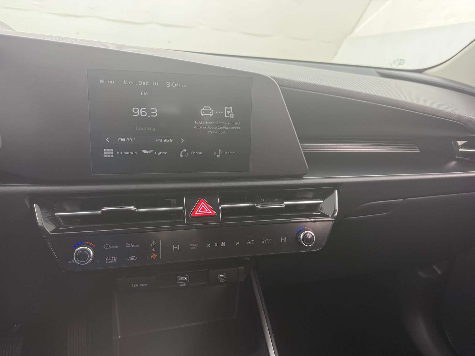 Thumbnail: 2025 Kia Niro - 4