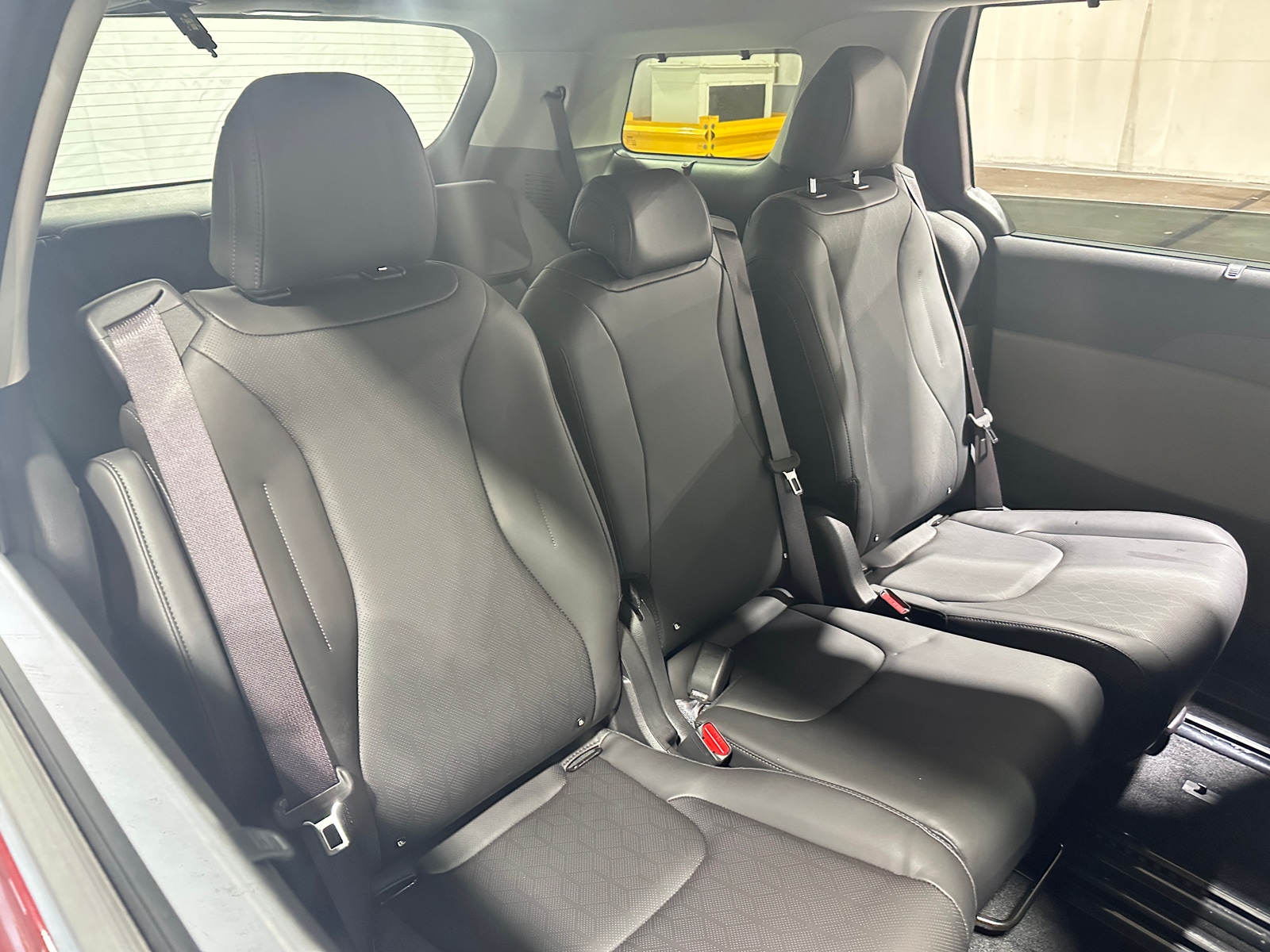 Thumbnail: 2025 Kia Carnival - 5