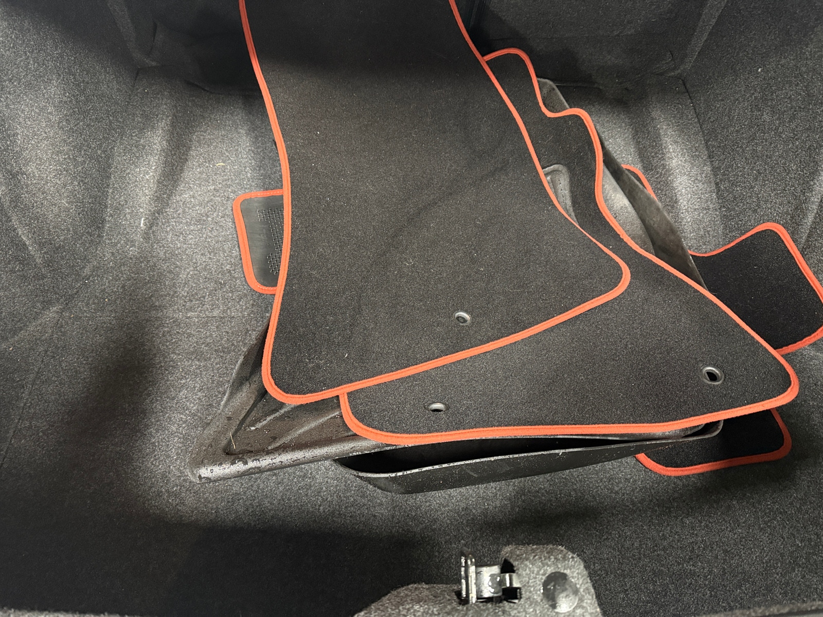 Thumbnail: 2020 Dodge Challenger - 6