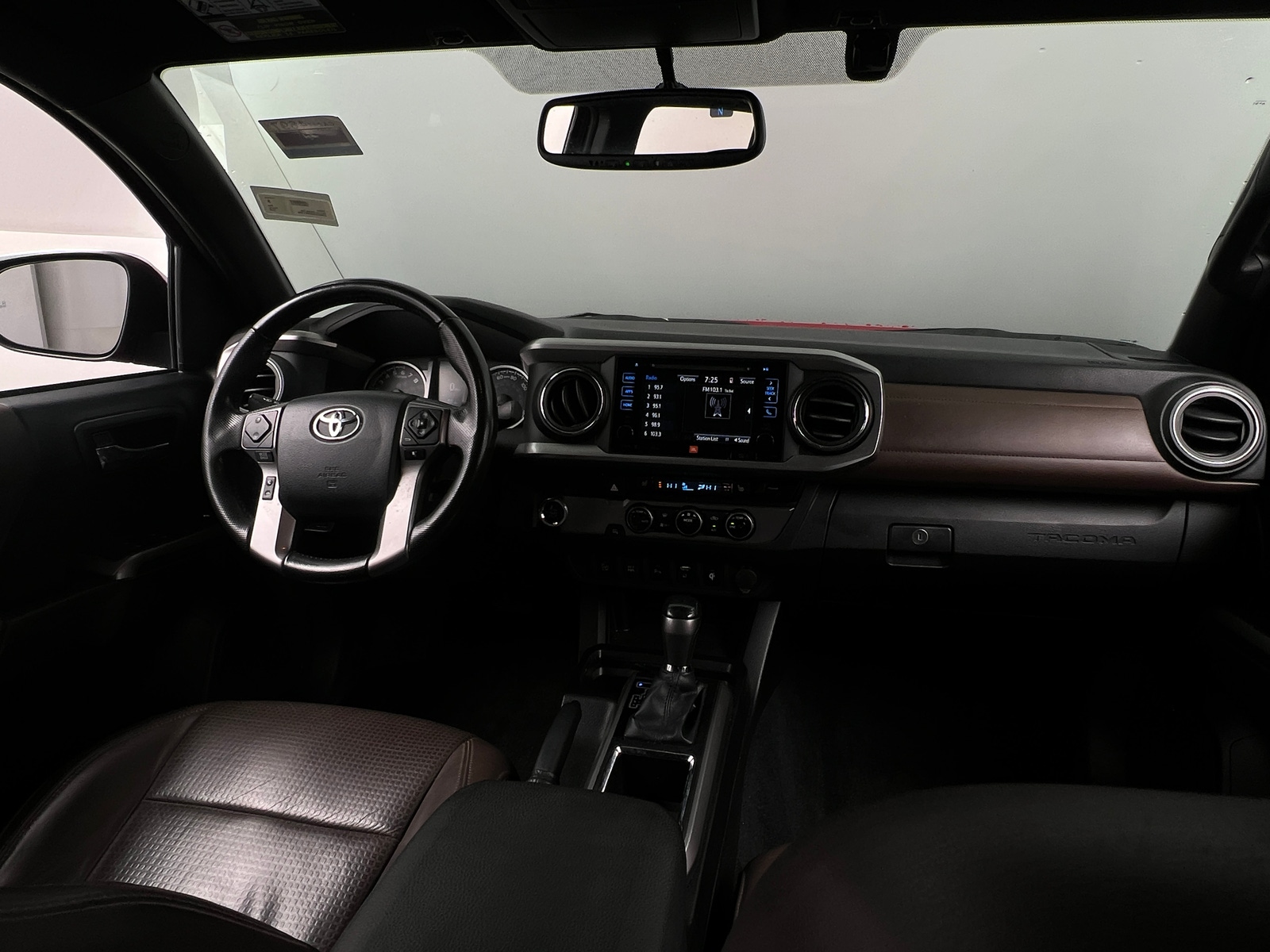 Thumbnail: 2016 Toyota Tacoma - 2