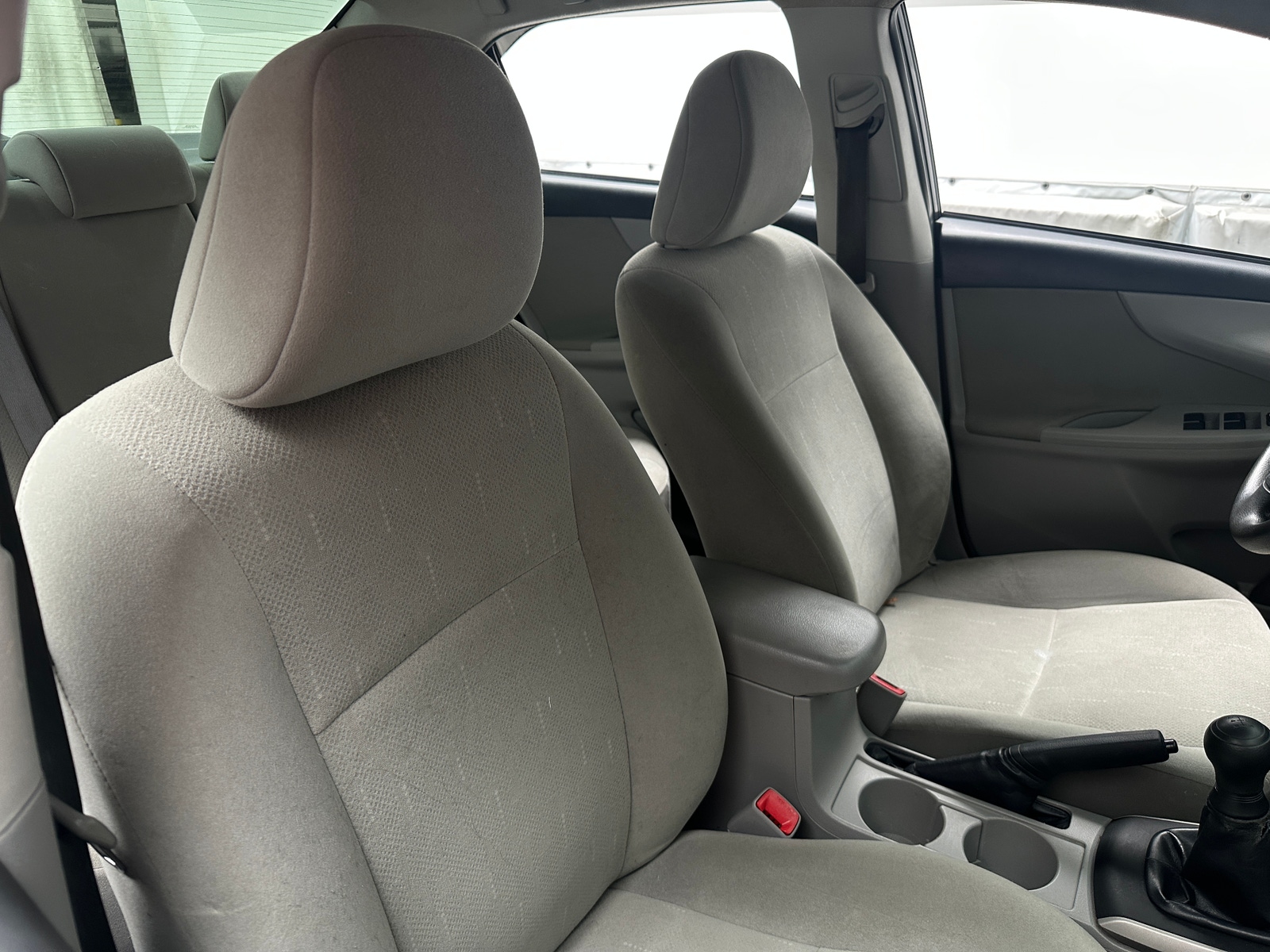 Thumbnail: 2013 Toyota Corolla - 2