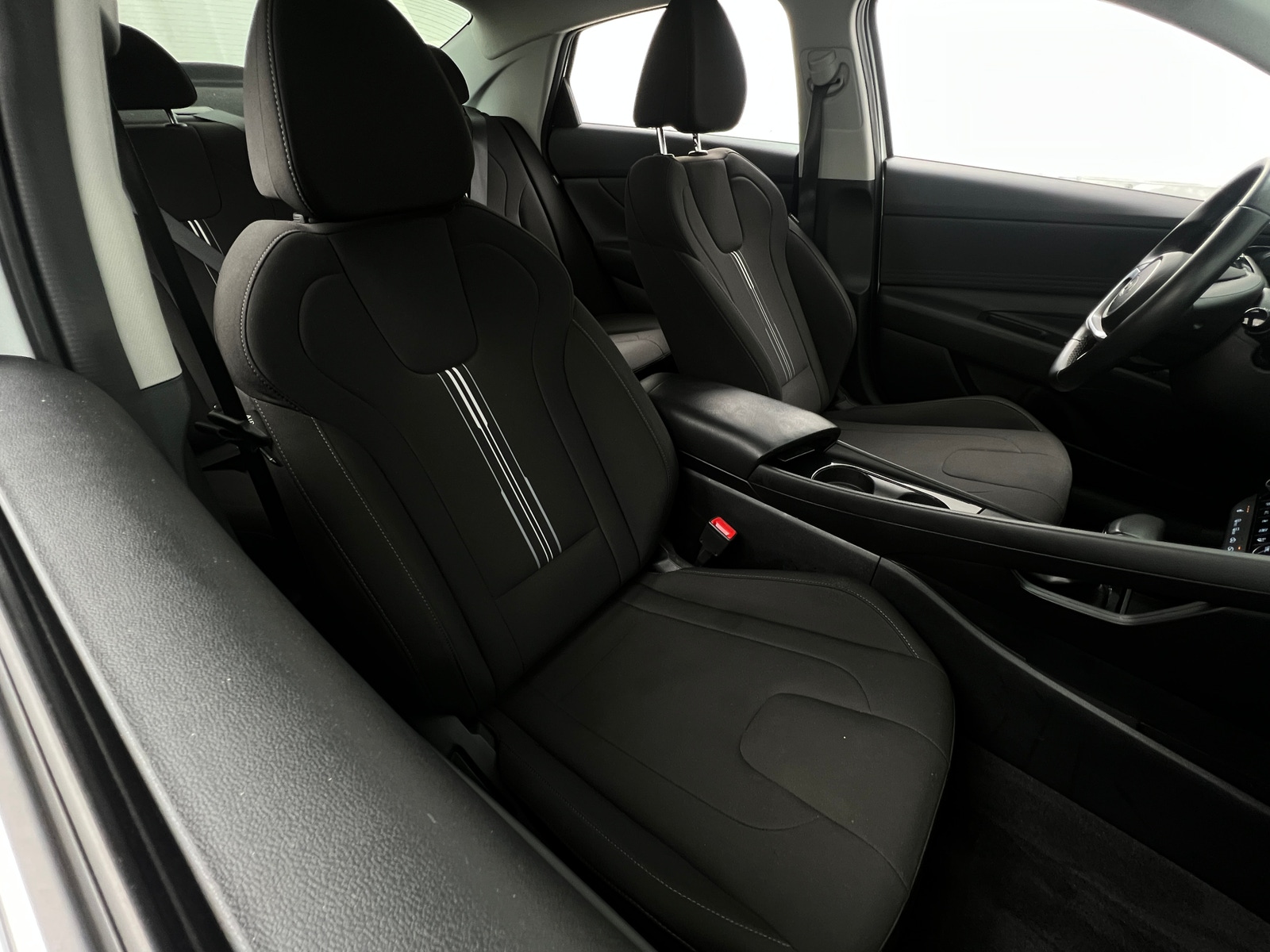 Thumbnail: 2024 Hyundai Elantra - 2