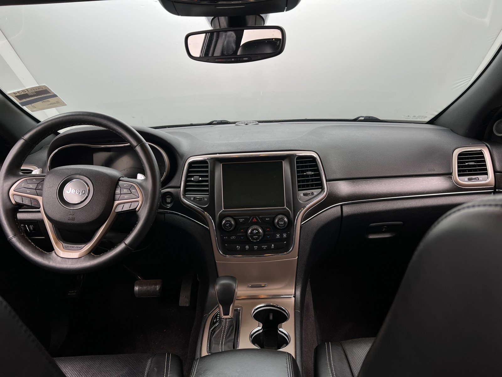 Thumbnail: 2017 Jeep Grand Cherokee - 2