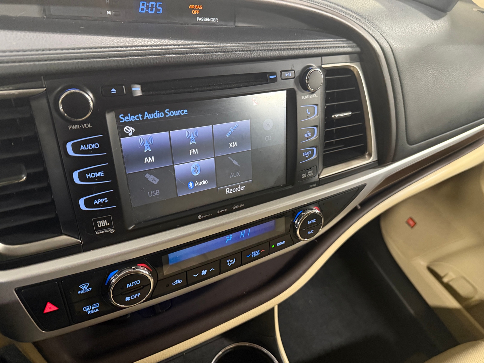 Thumbnail: 2016 Toyota Highlander - 3