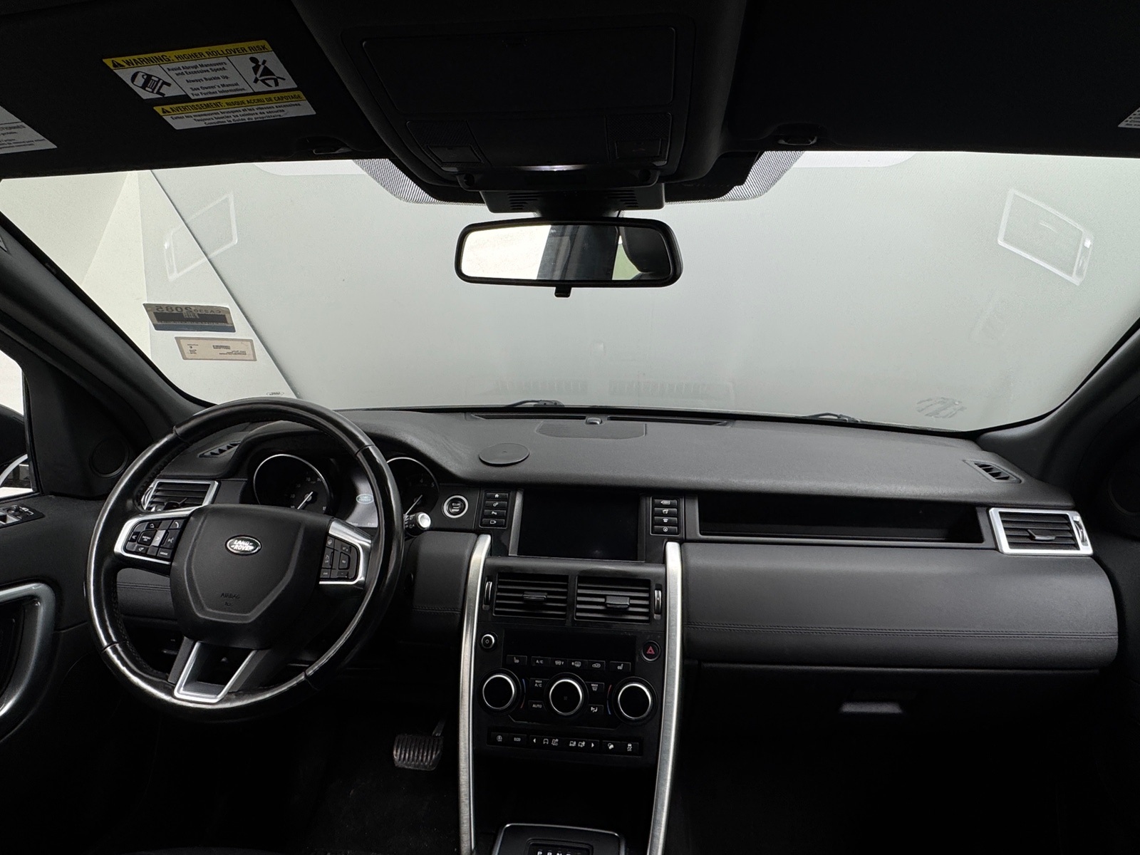 Thumbnail: 2018 Land Rover Discovery Sport - 2