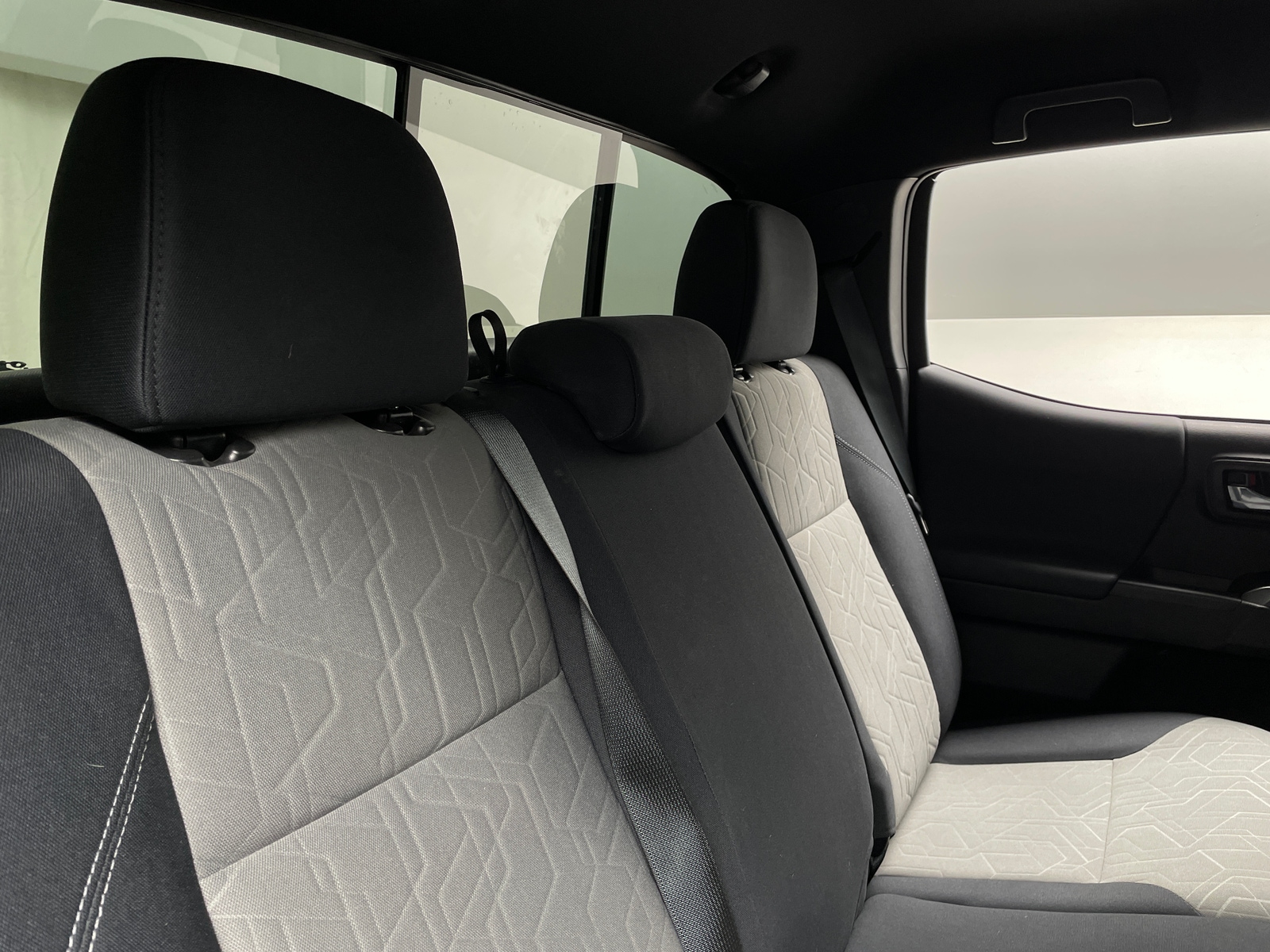 Thumbnail: 2021 Toyota Tacoma - 6