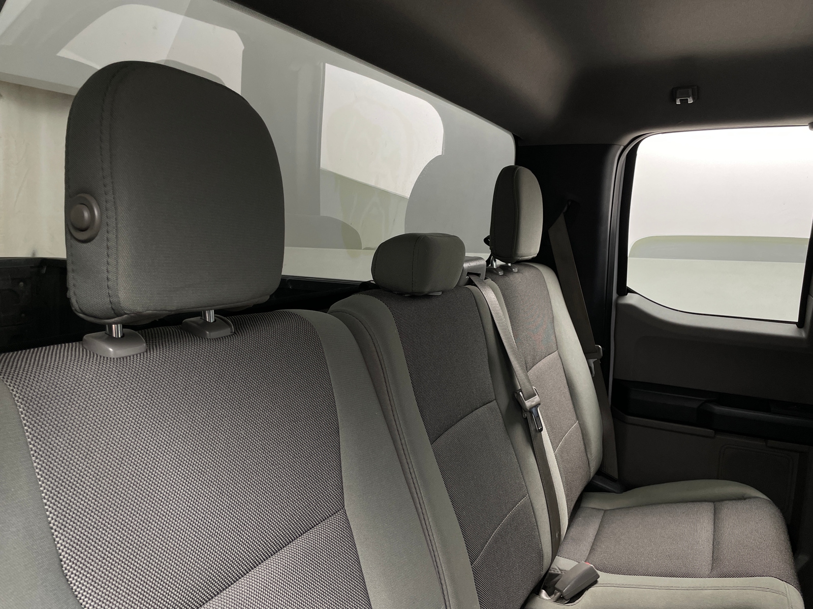 Thumbnail: 2016 Ford Econoline - 6