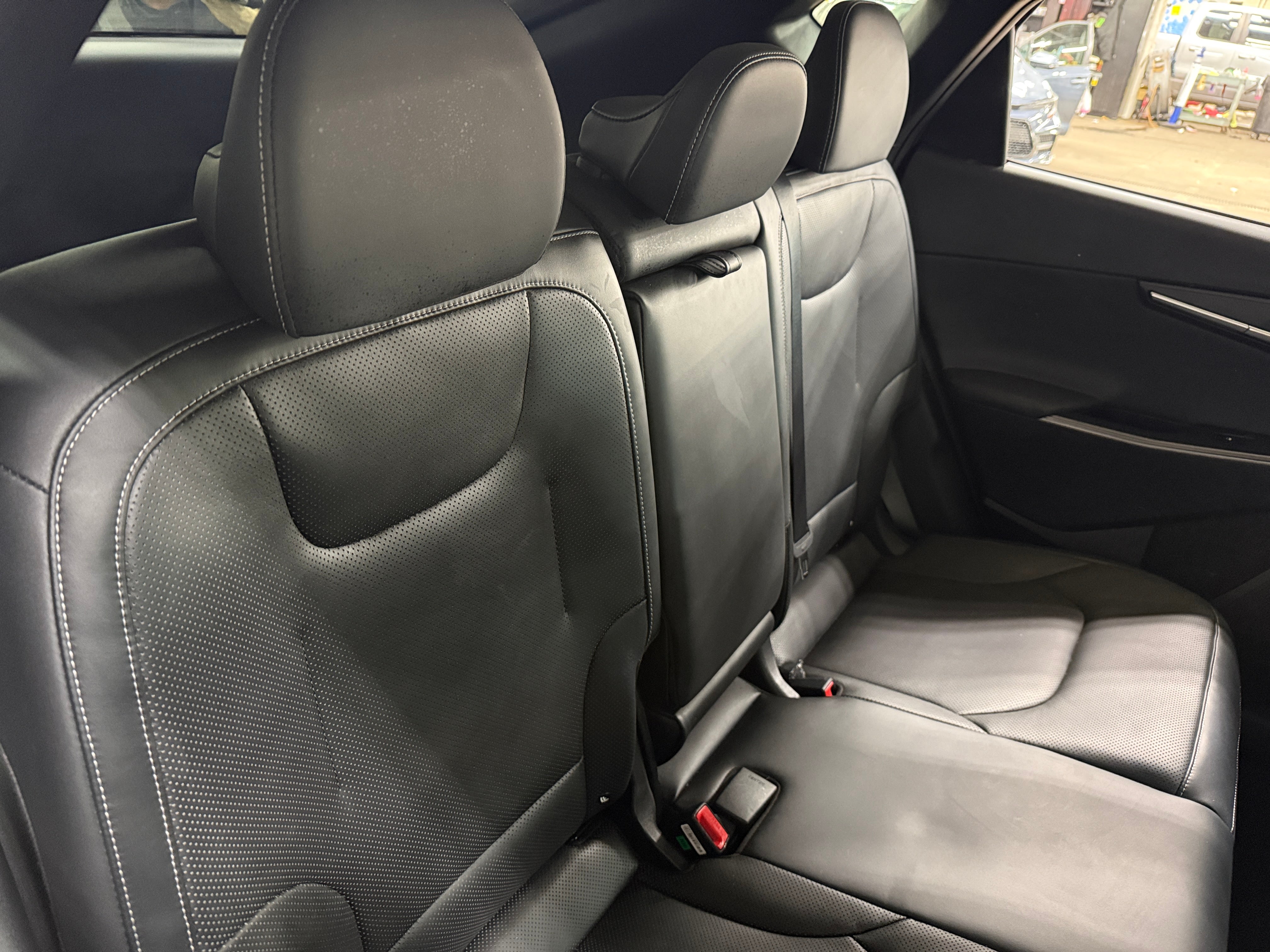 Used 2023 Kia EV6 Wind with VIN KNDC3DLC3P5158556 for sale in Oak Creek, WI