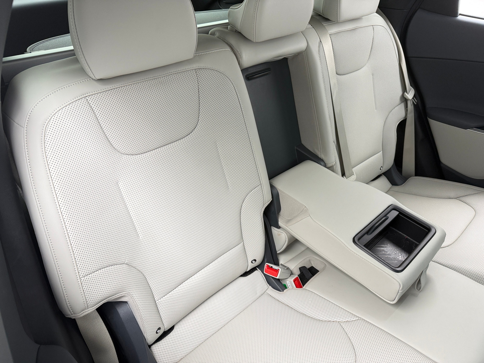 Thumbnail: 2024 Kia EV6 - 5