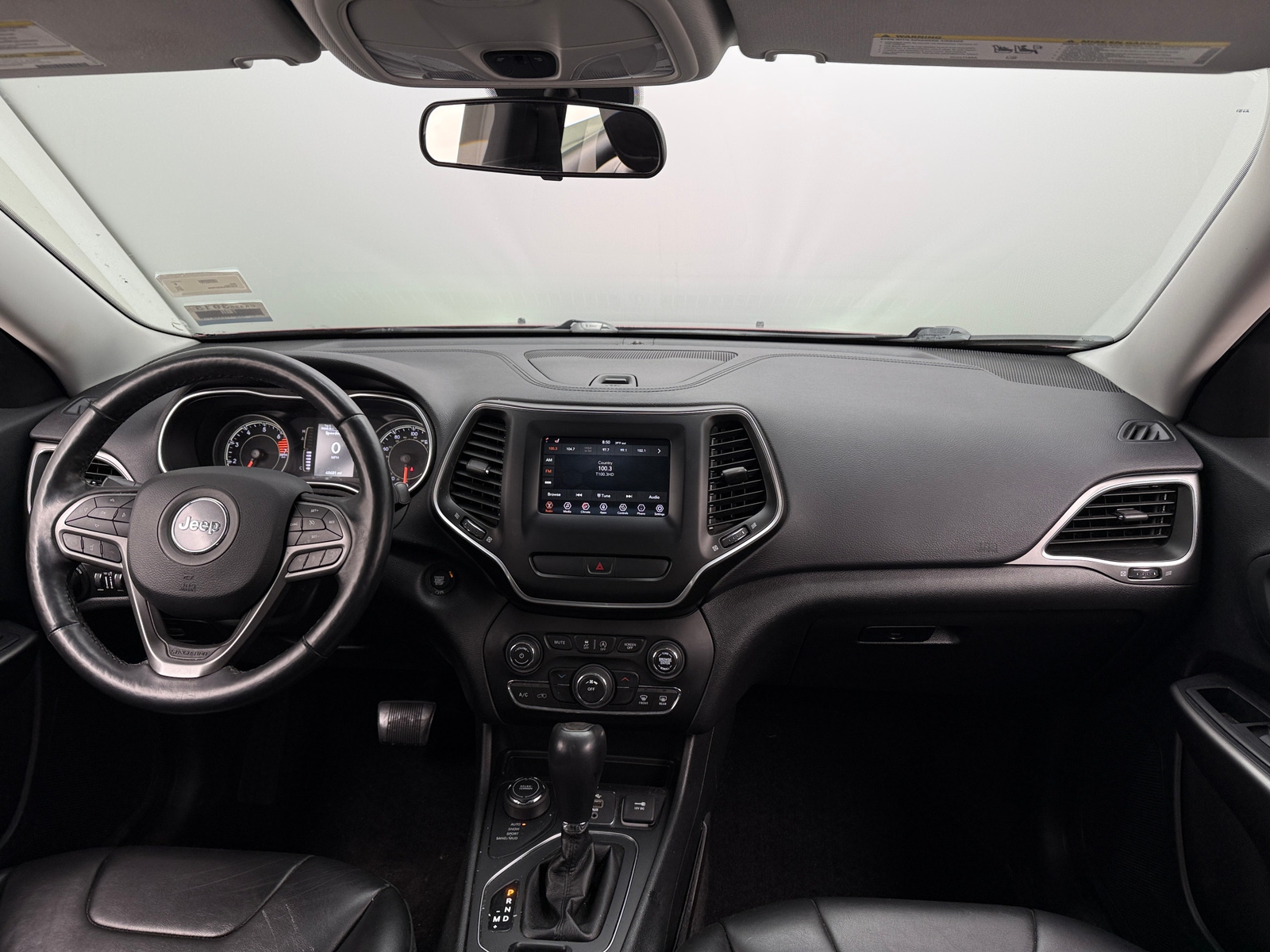 Thumbnail: 2019 Jeep Cherokee - 3