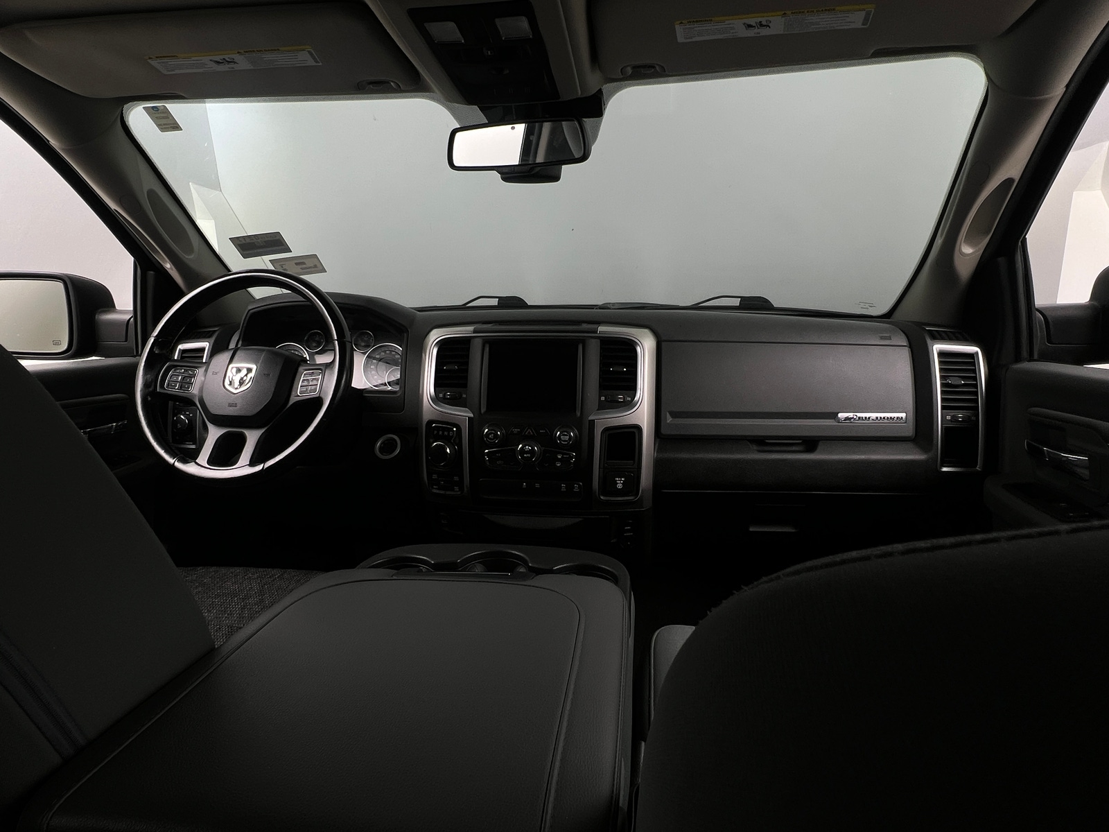 Thumbnail: 2019 RAM 1500 Classic - 3