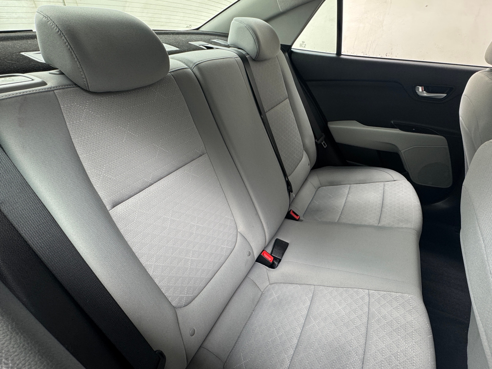 Thumbnail: 2021 Kia Rio - 6