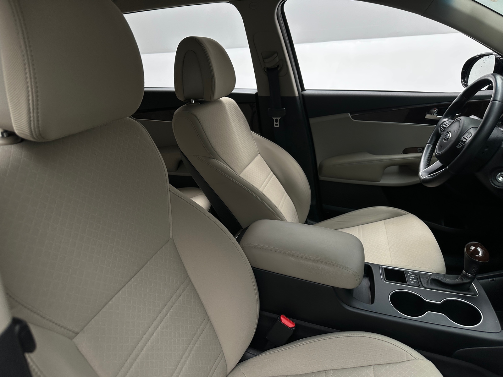 Thumbnail: 2016 Kia Sorento - 2