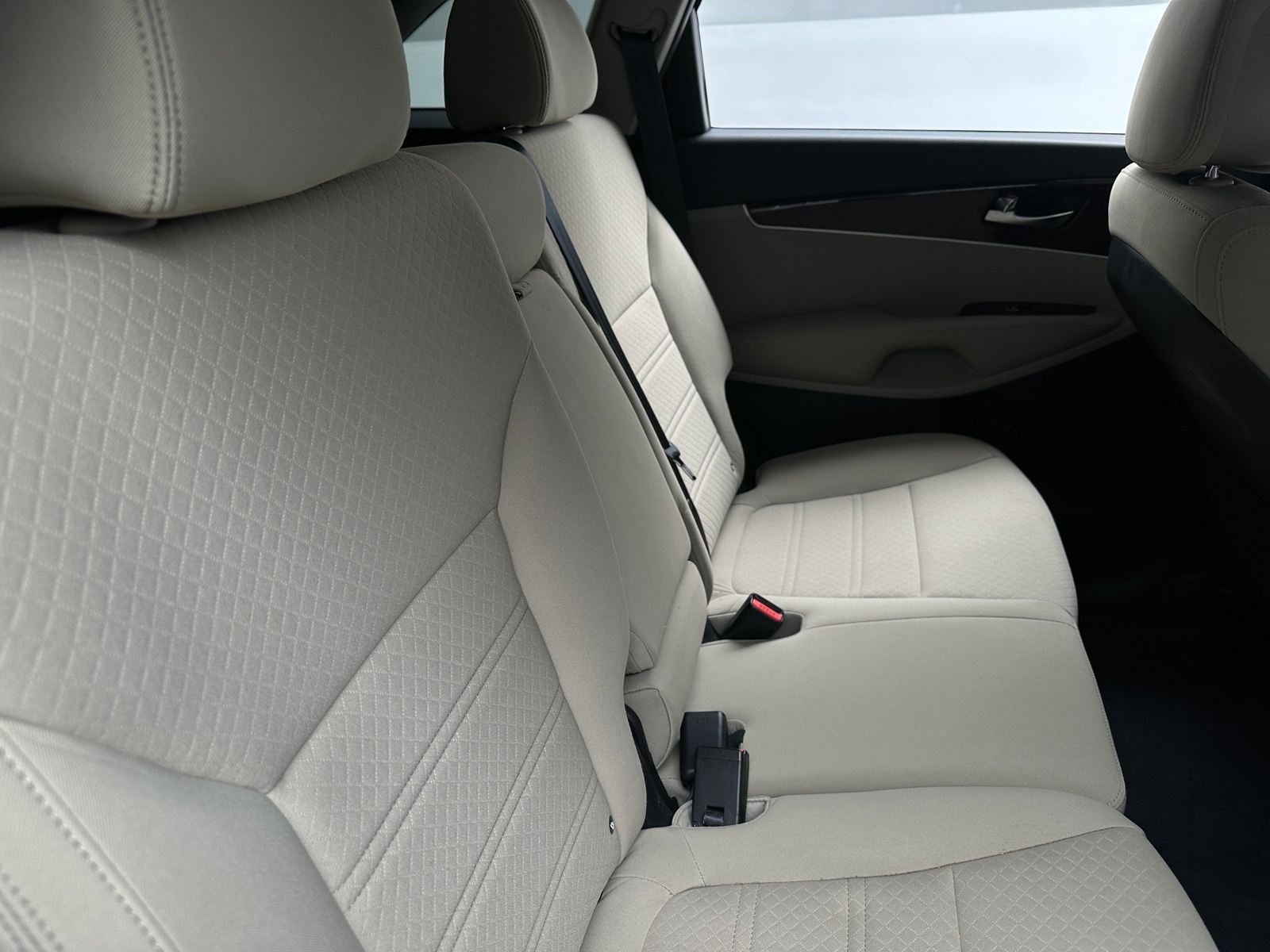 Thumbnail: 2016 Kia Sorento - 6