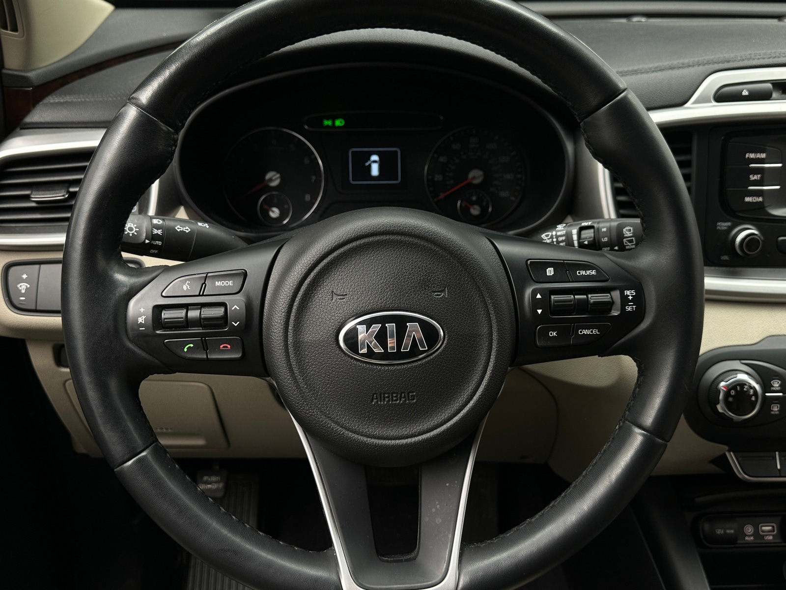 Thumbnail: 2016 Kia Sorento - 5