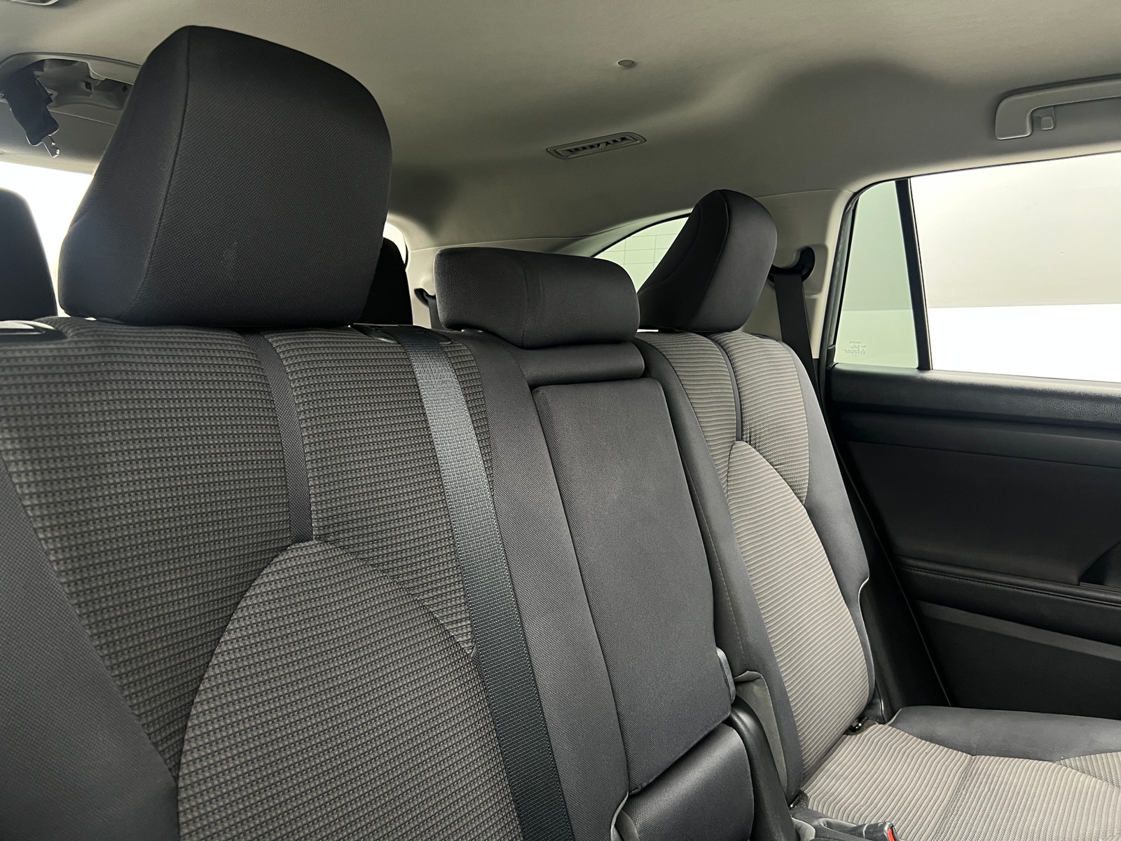 Thumbnail: 2020 Toyota Highlander - 6