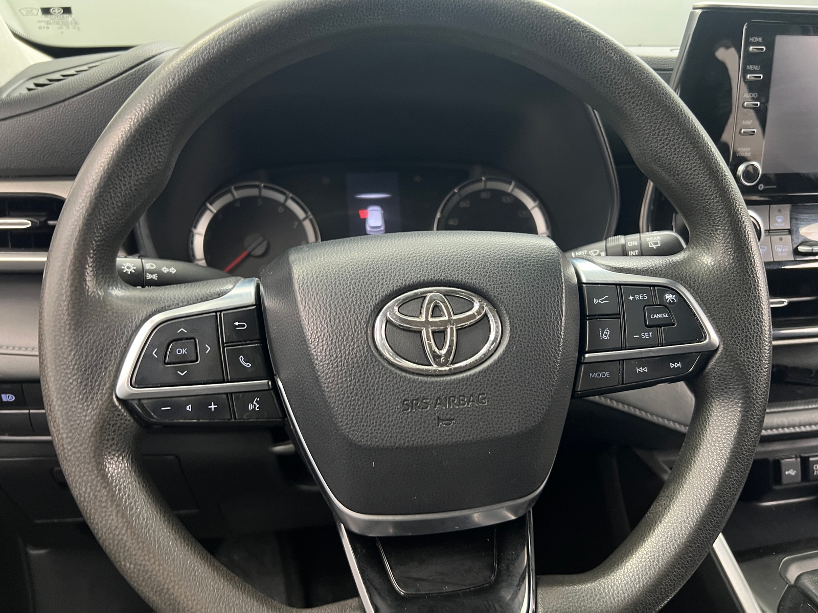 Thumbnail: 2020 Toyota Highlander - 5