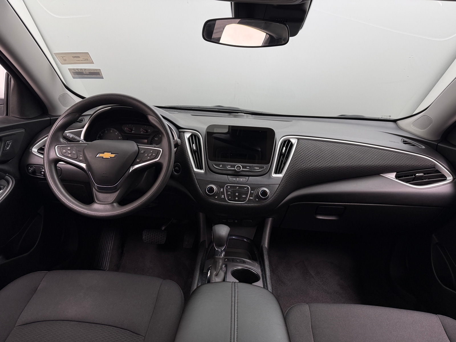 Thumbnail: 2024 Chevrolet Malibu - 3